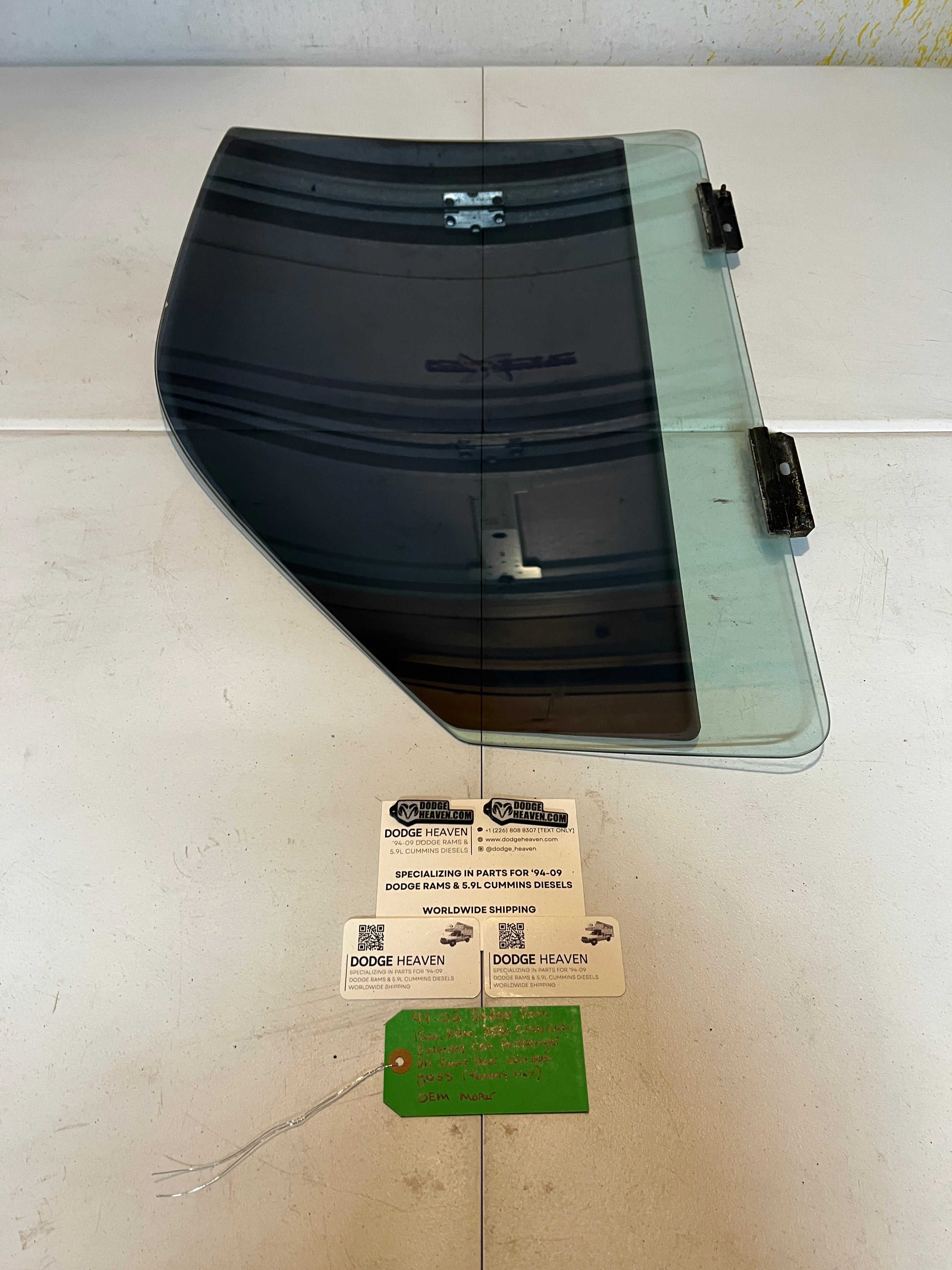 1994-2002 Dodge Ram 1500-3500 Passenger Rh Front Door Window Glass Tinted