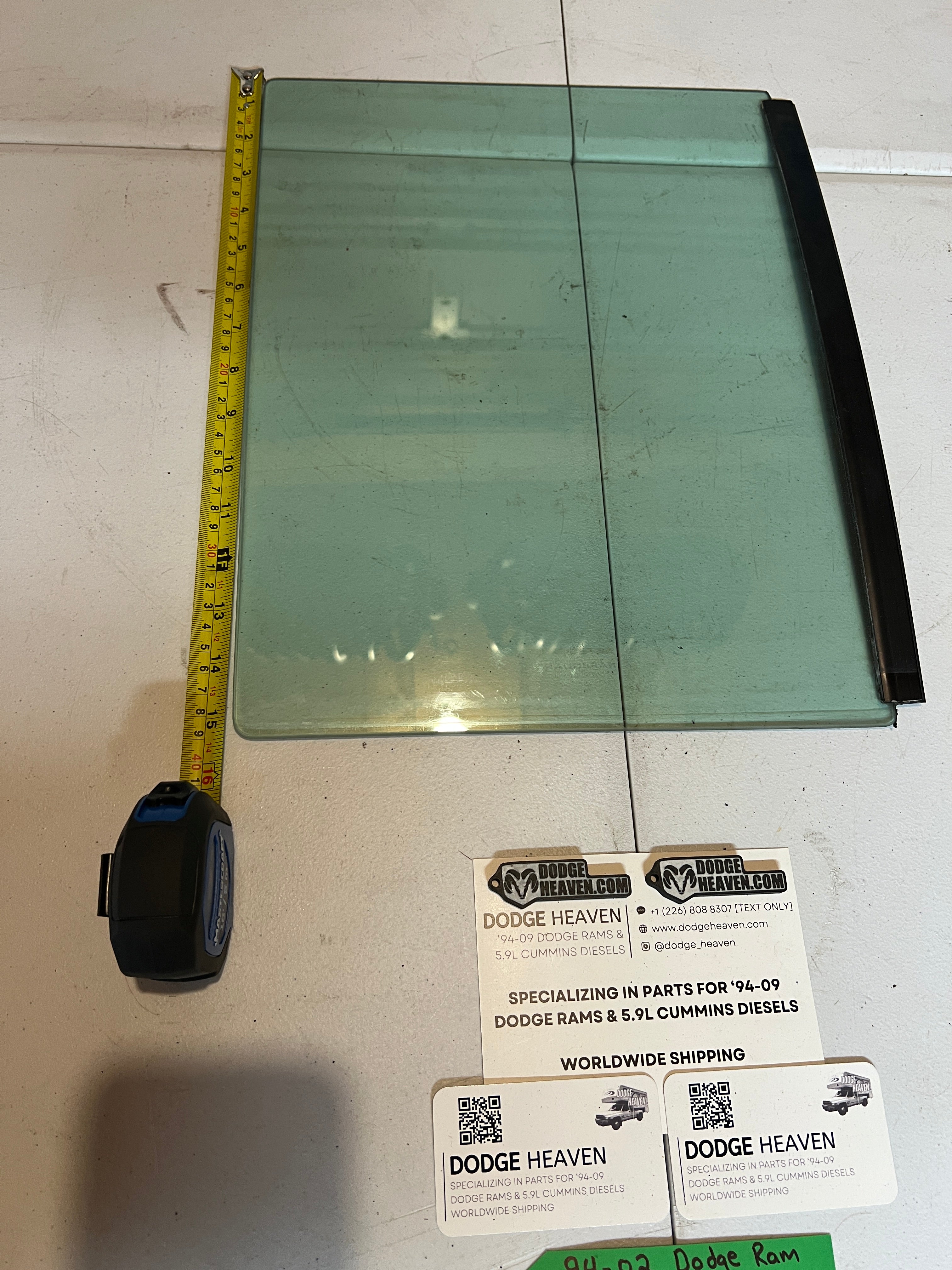 1994-2002 Dodge Ram 1500-3500 Rear Slding Window Rear Slider Glass Center LH