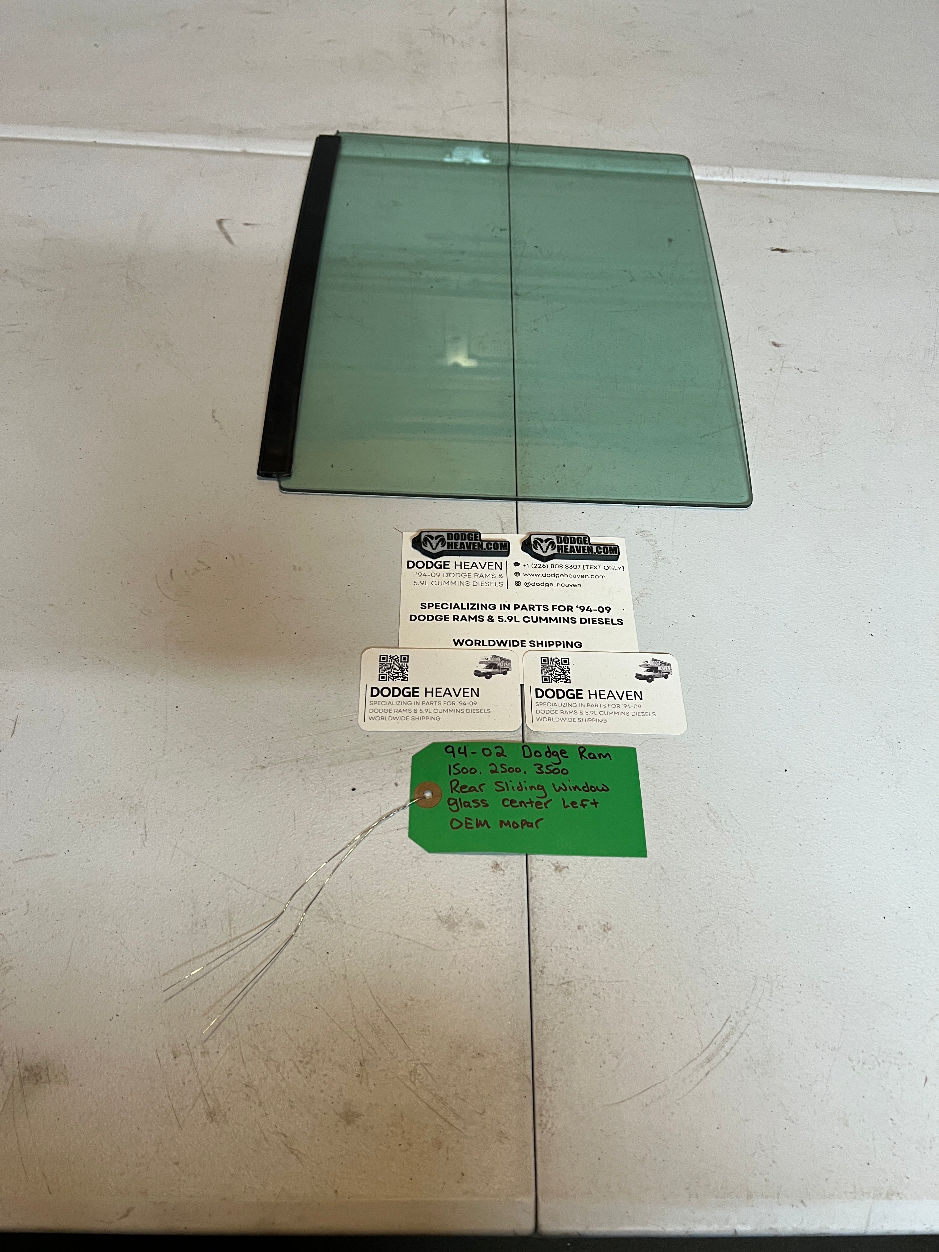 1994-2002 Dodge Ram 1500-3500 Rear Slding Window Rear Slider Glass Center LH