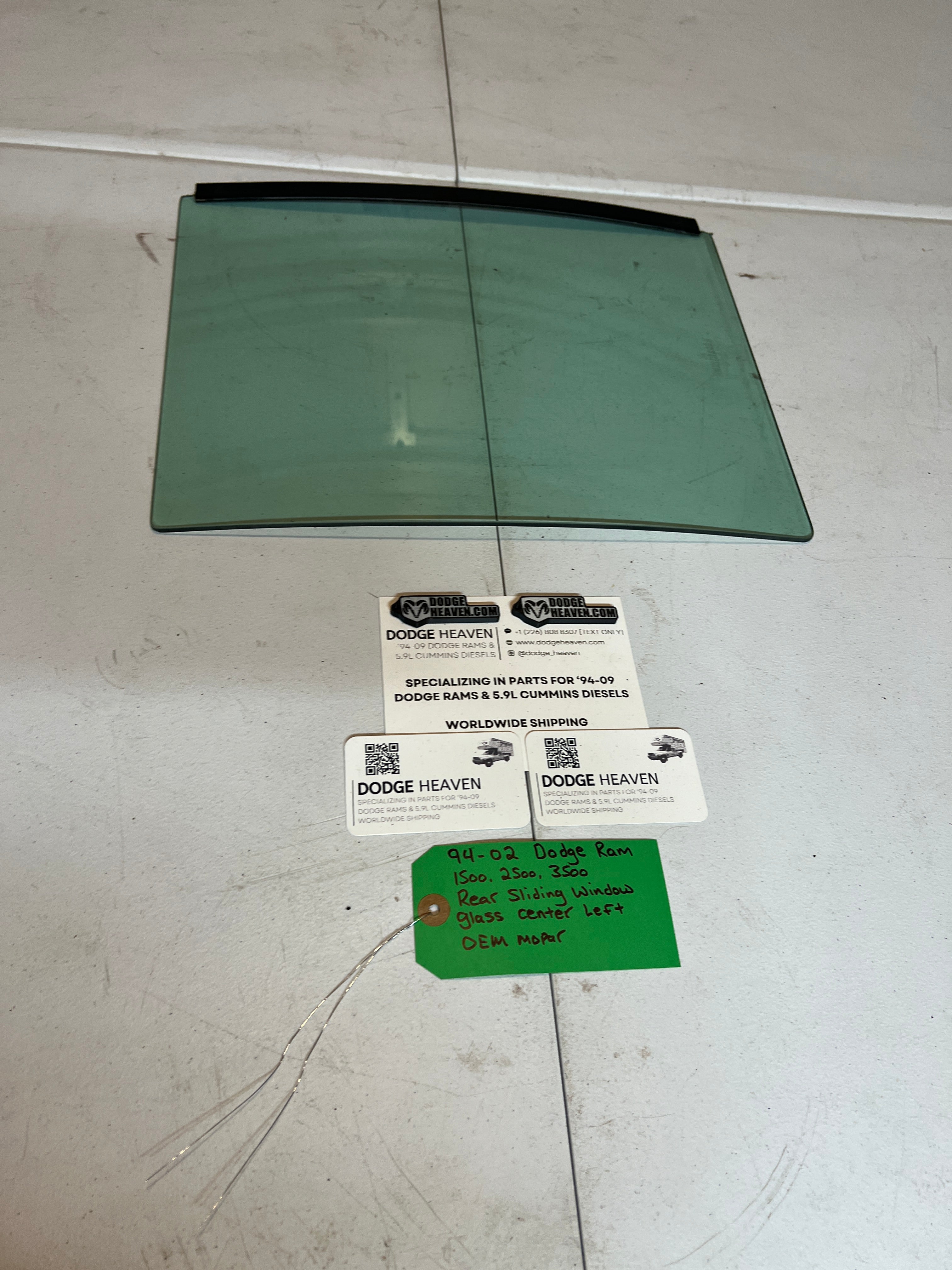 1994-2002 Dodge Ram 1500-3500 Rear Slding Window Rear Slider Glass Center LH