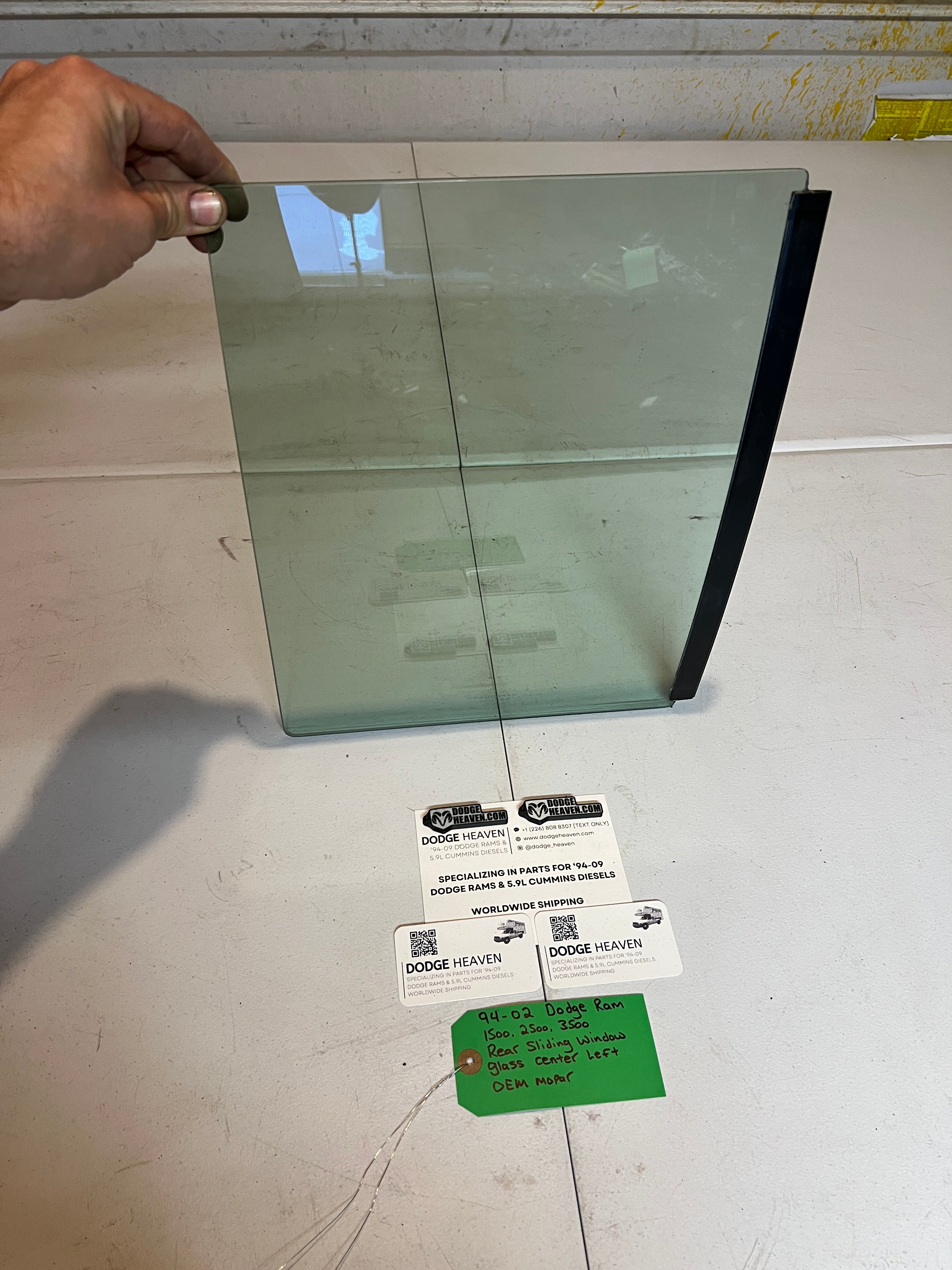 1994-2002 Dodge Ram 1500-3500 Rear Slding Window Rear Slider Glass Center LH