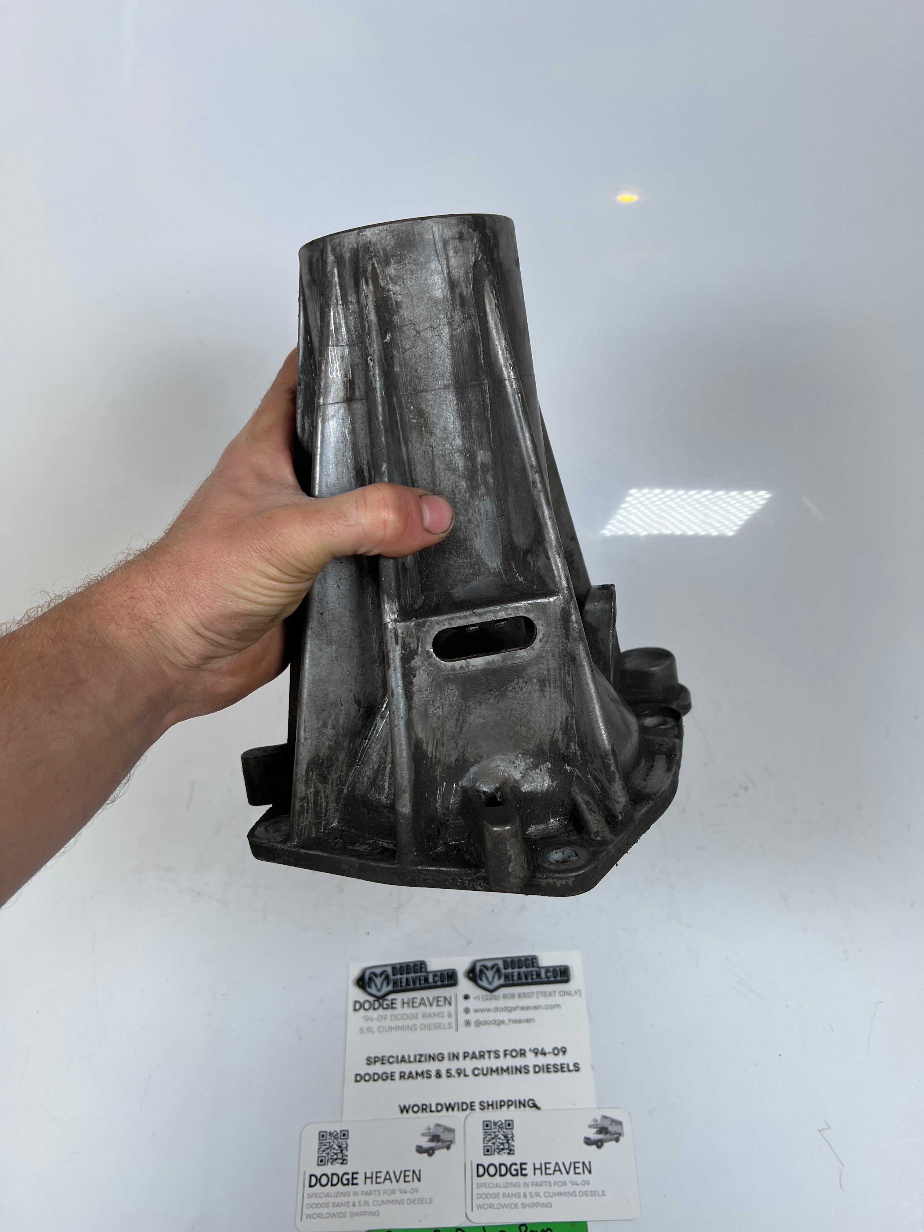 1998-2002 Dodge Ram NP241DHD Transfer Case Tail Housing NO Speedo Hole