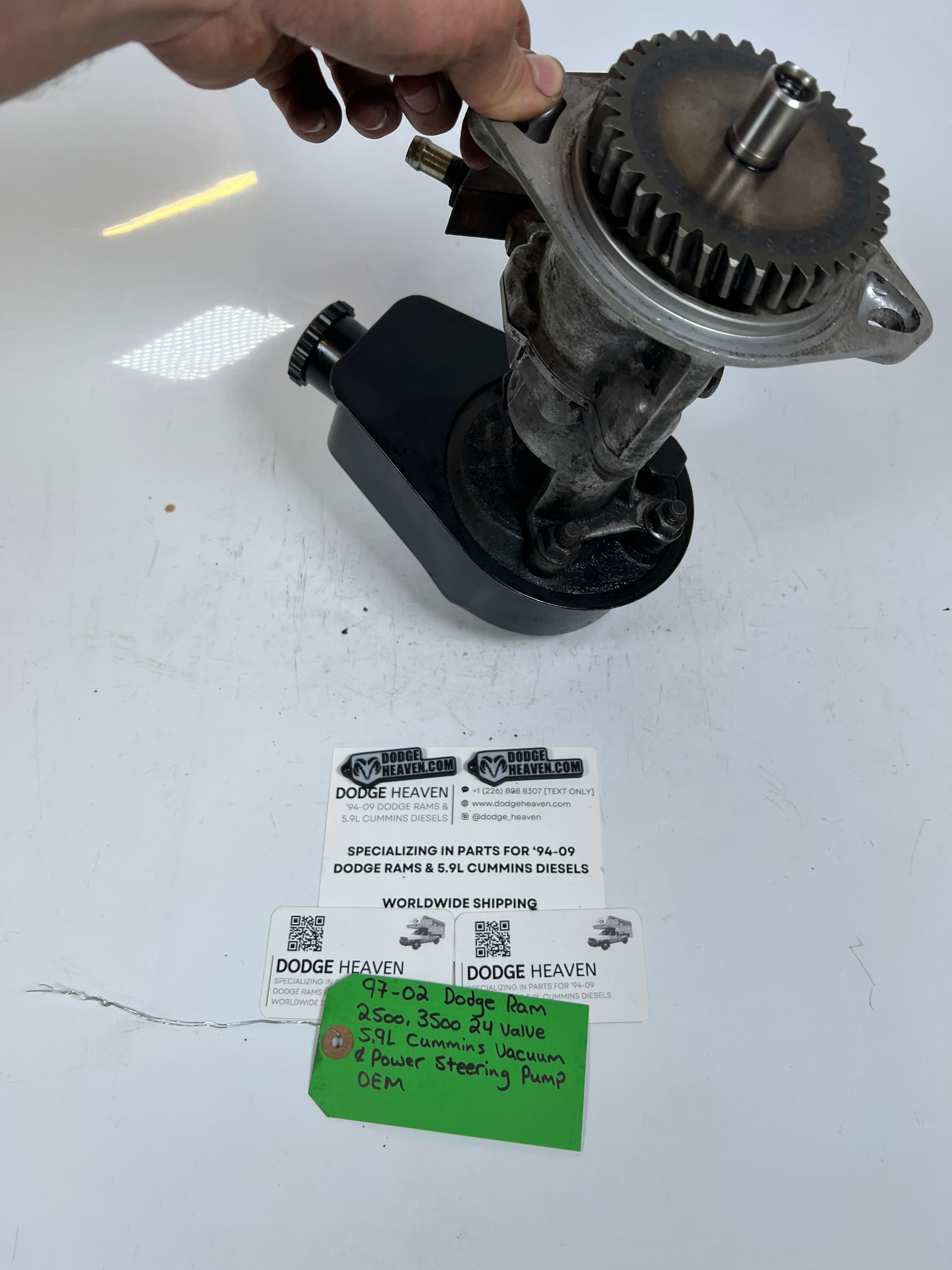 1997-2002 Dodge Ram 2500 3500 5.9L Cummins Vacuum & Power Steering Pump