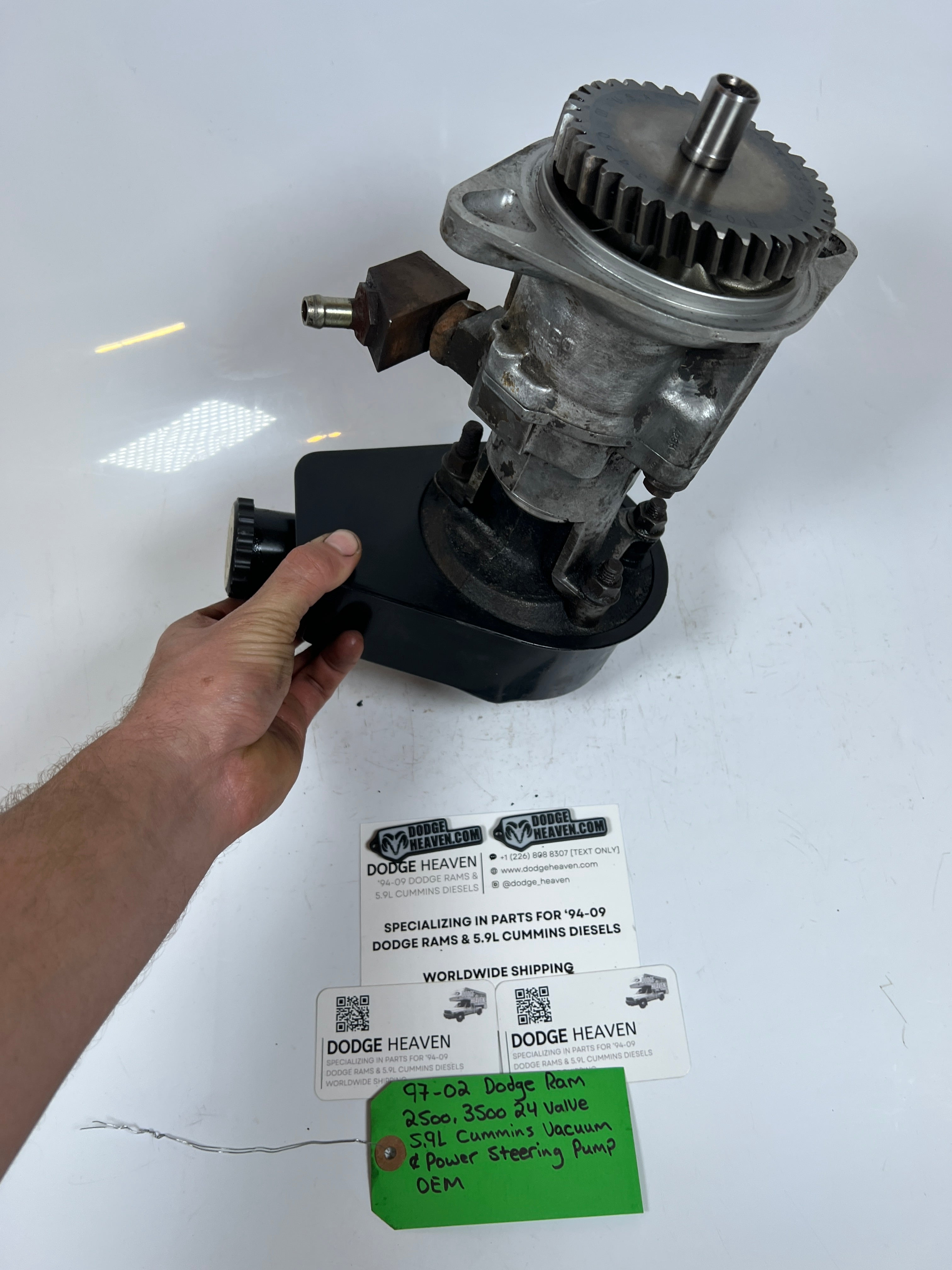 1997-2002 Dodge Ram 2500 3500 5.9L Cummins Vacuum & Power Steering Pump