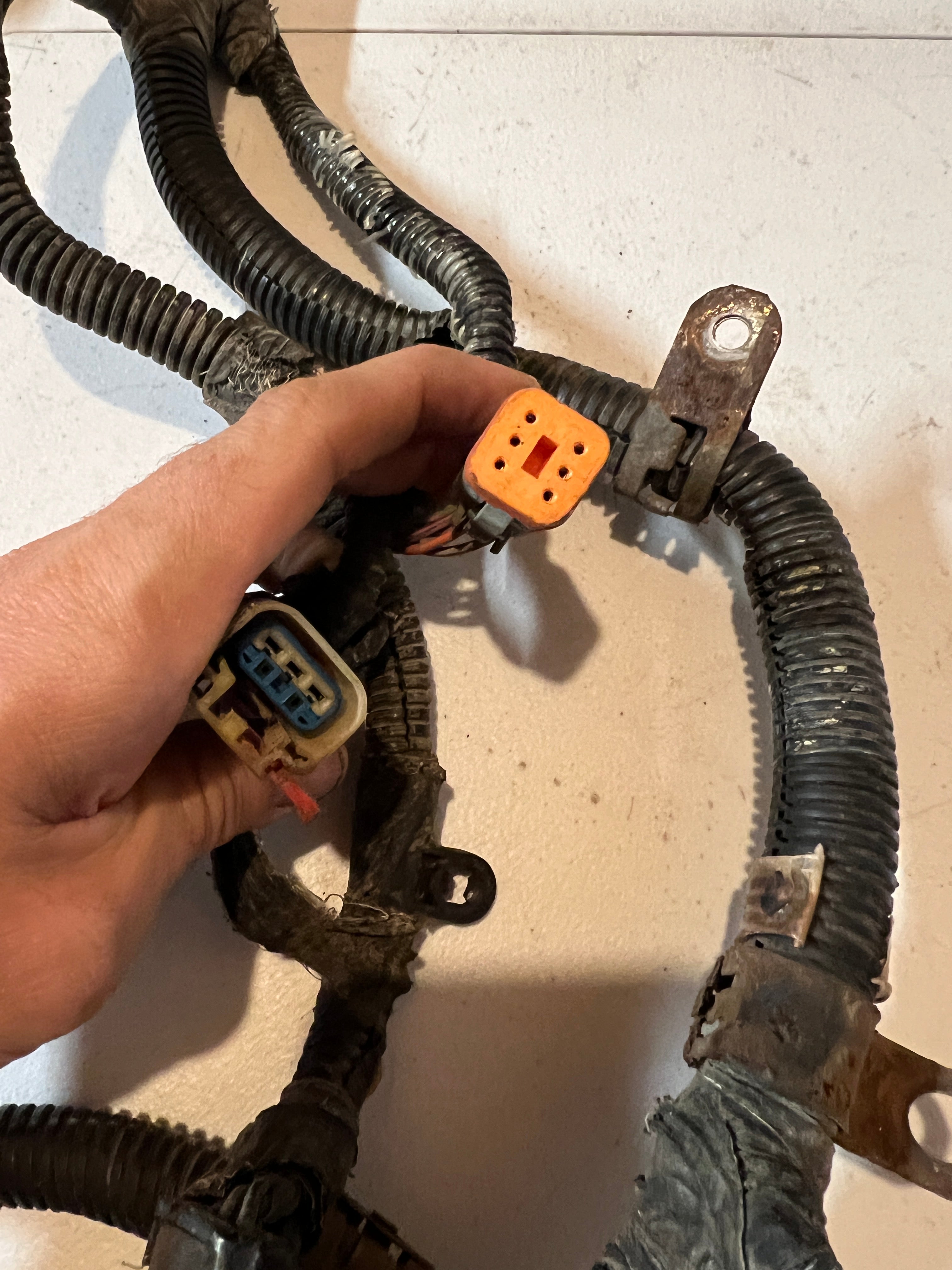 2004.5-2004.5 Dodge Ram 2500 3500 5.9L Cummins Engine Wiring Harness