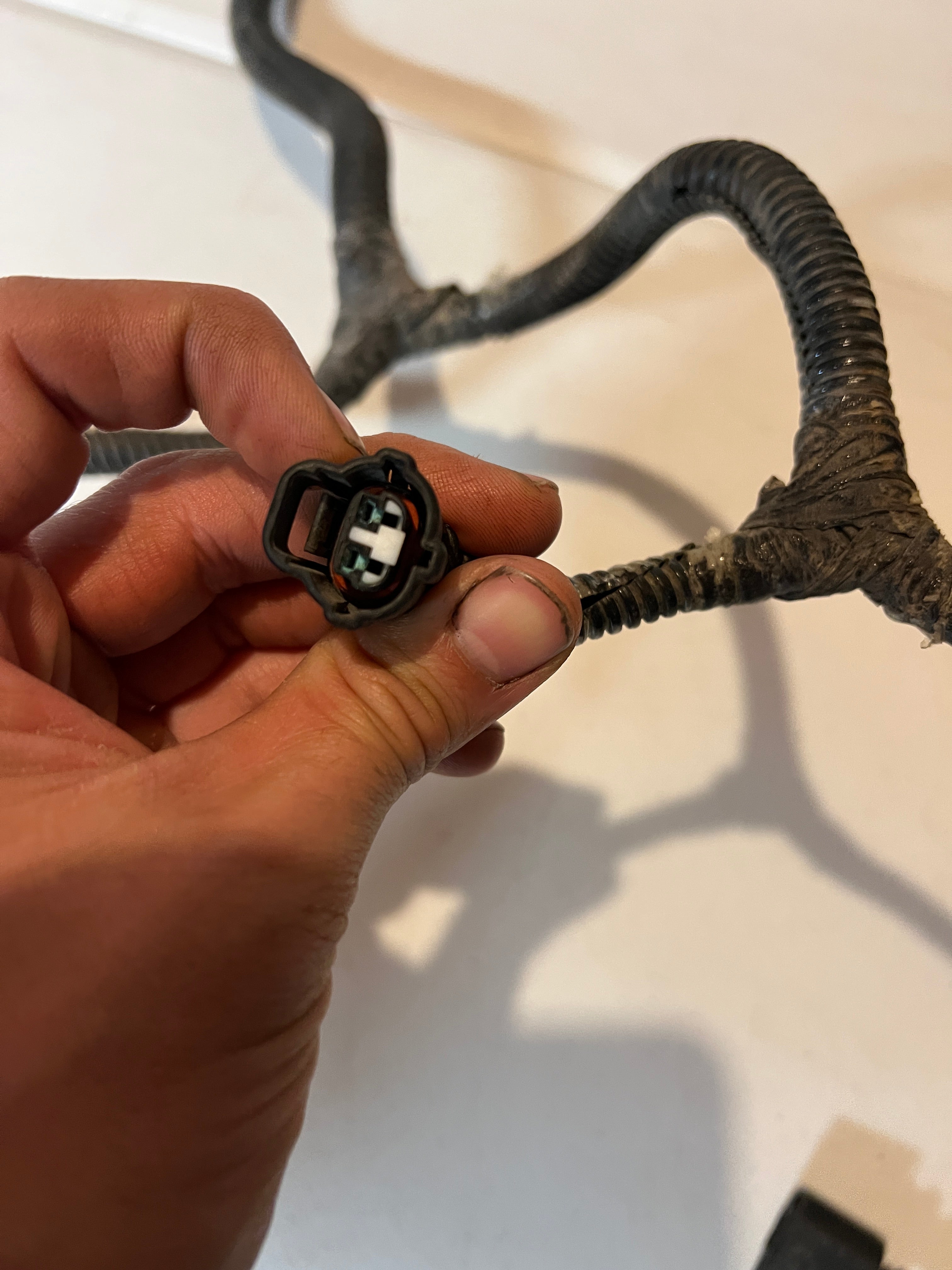 2004.5-2004.5 Dodge Ram 2500 3500 5.9L Cummins Engine Wiring Harness