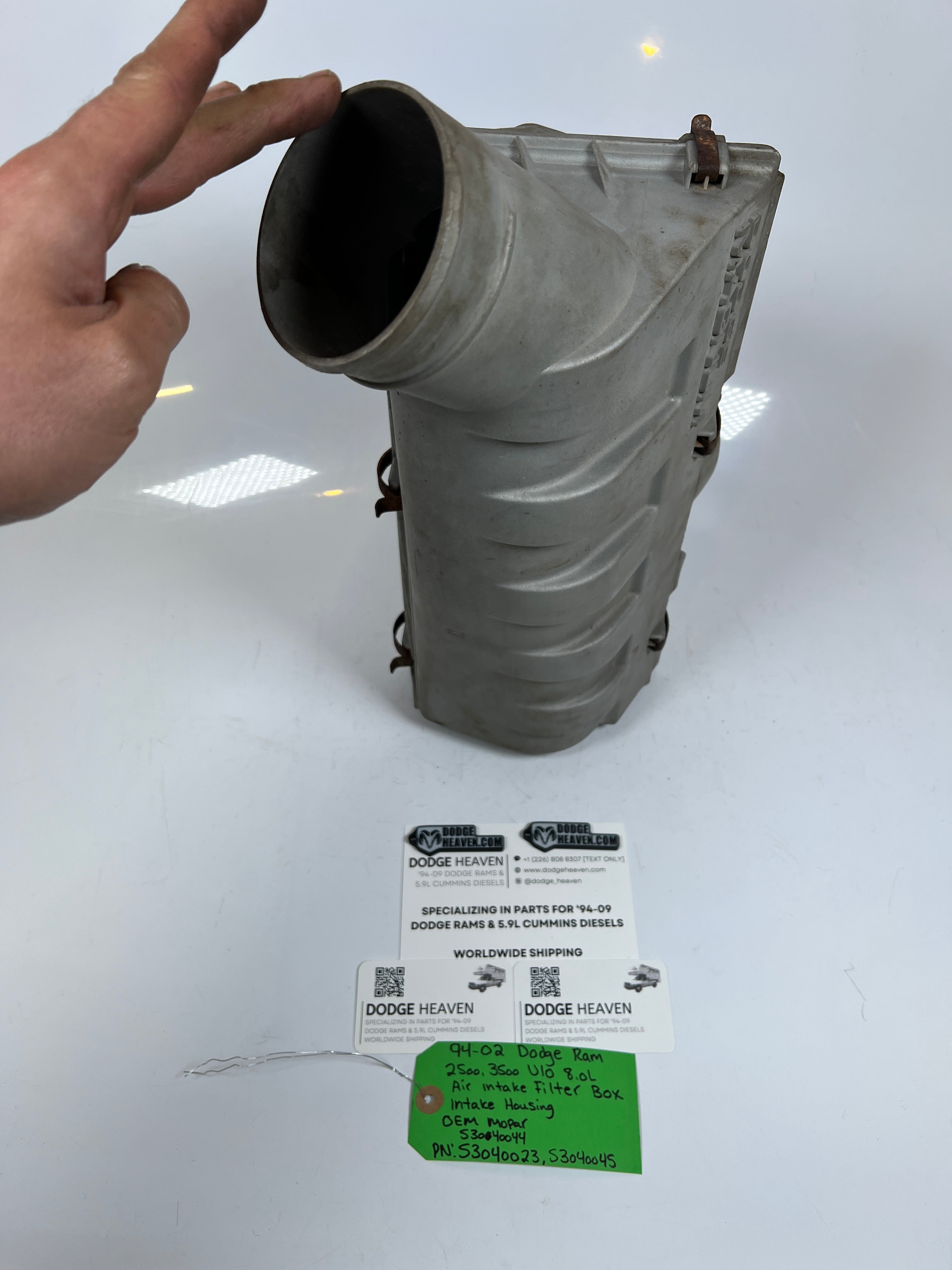 1994-2002 Dodge Ram 2500 3500 V10 8.0L Air Intake Filter Box Intake Housing