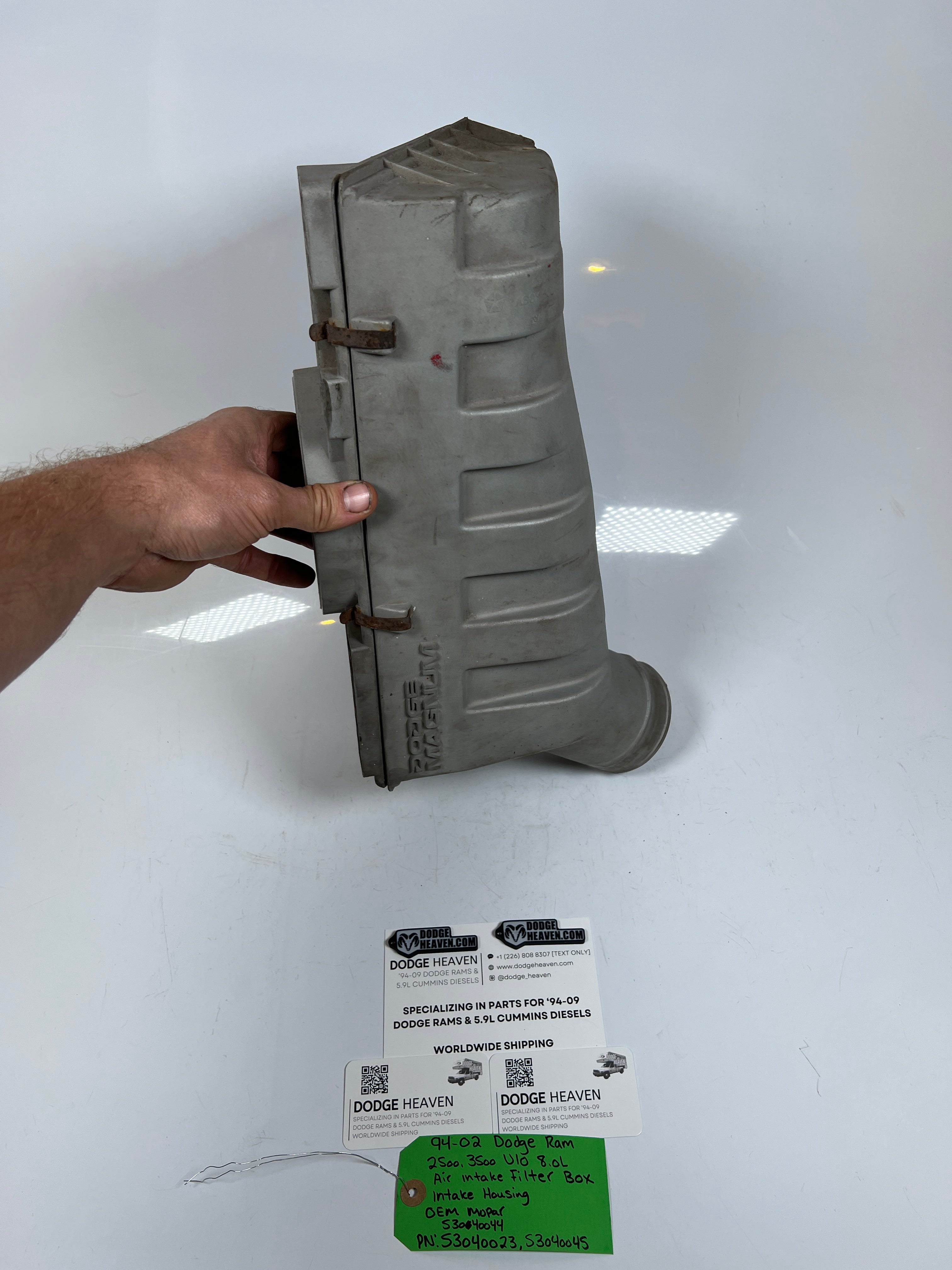 1994-2002 Dodge Ram 2500 3500 V10 8.0L Air Intake Filter Box Intake Housing