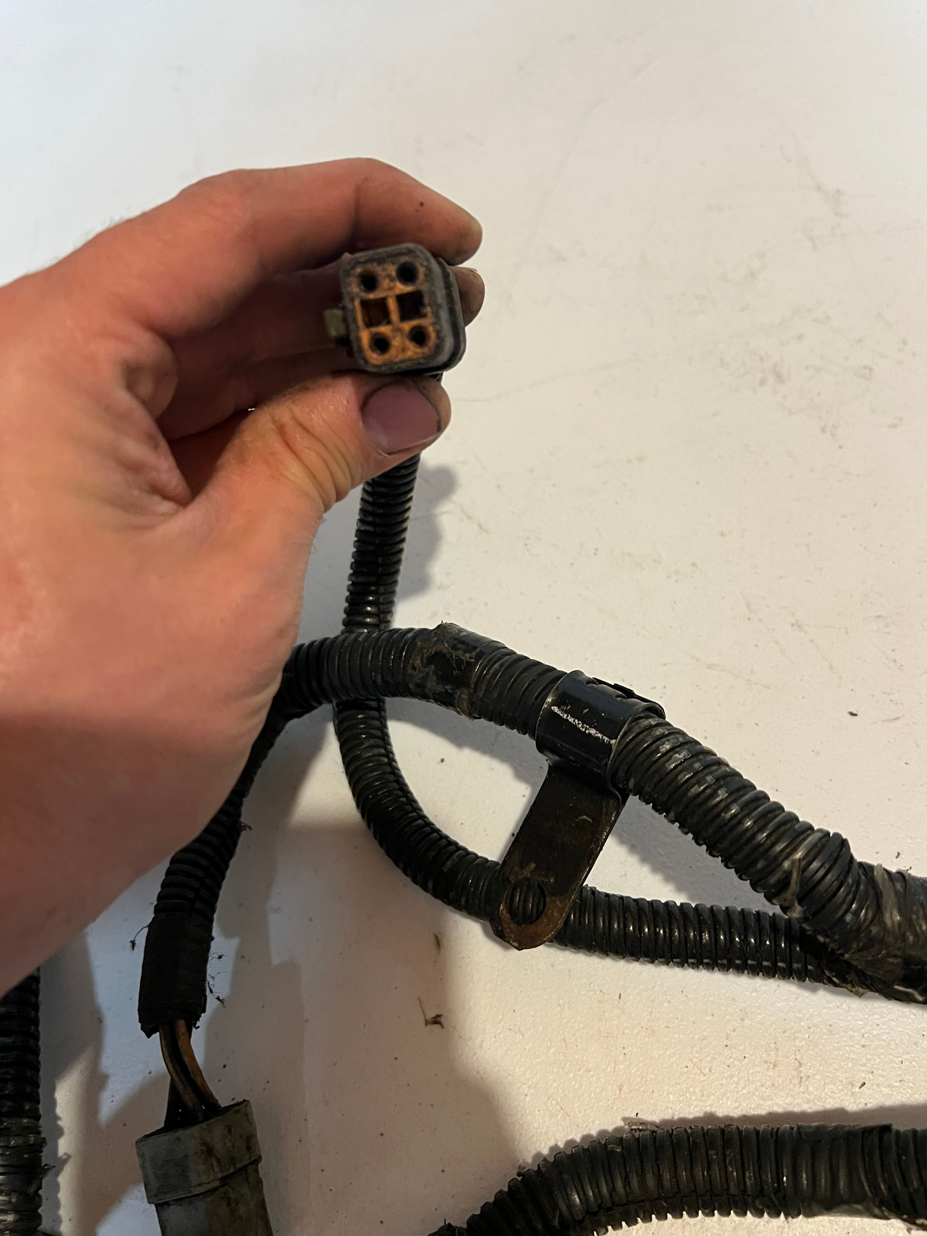 2005-2005 Dodge Ram 2500 3500 5.9L Cummins Engine Wiring Harness
