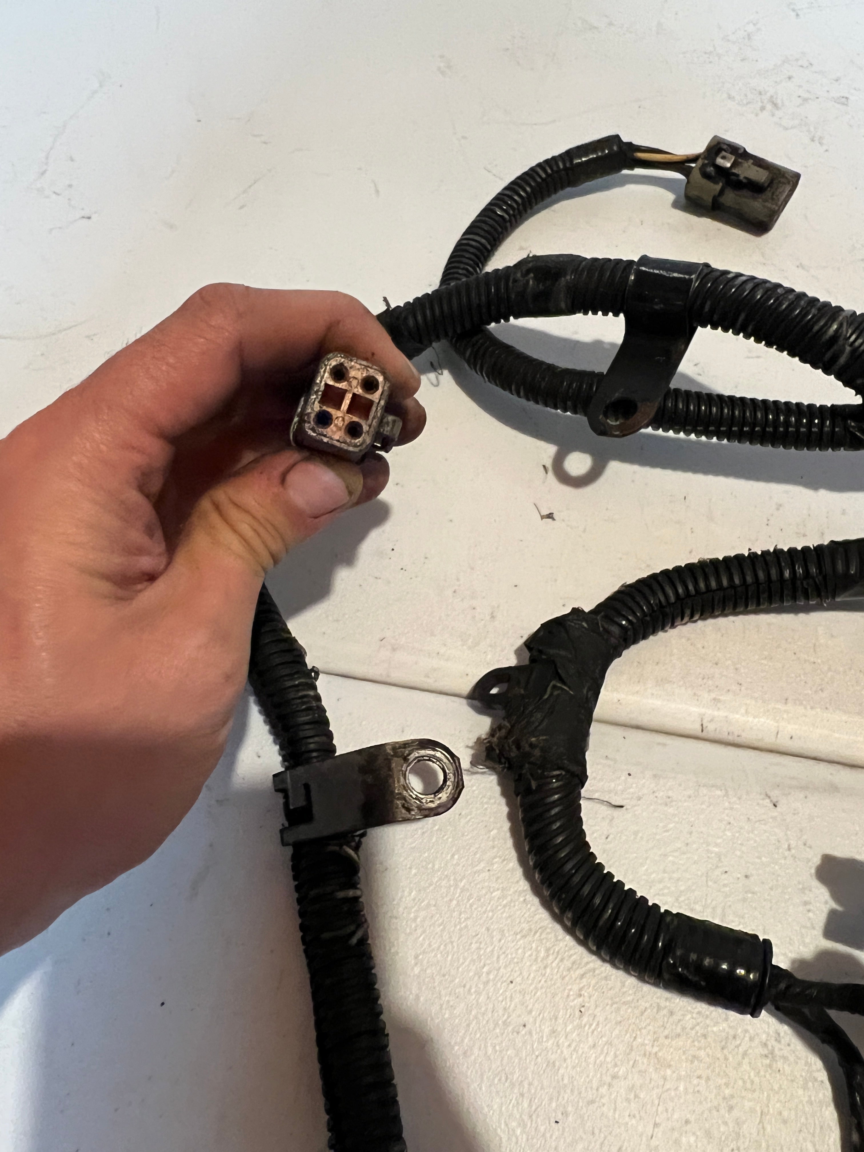 2005-2005 Dodge Ram 2500 3500 5.9L Cummins Engine Wiring Harness