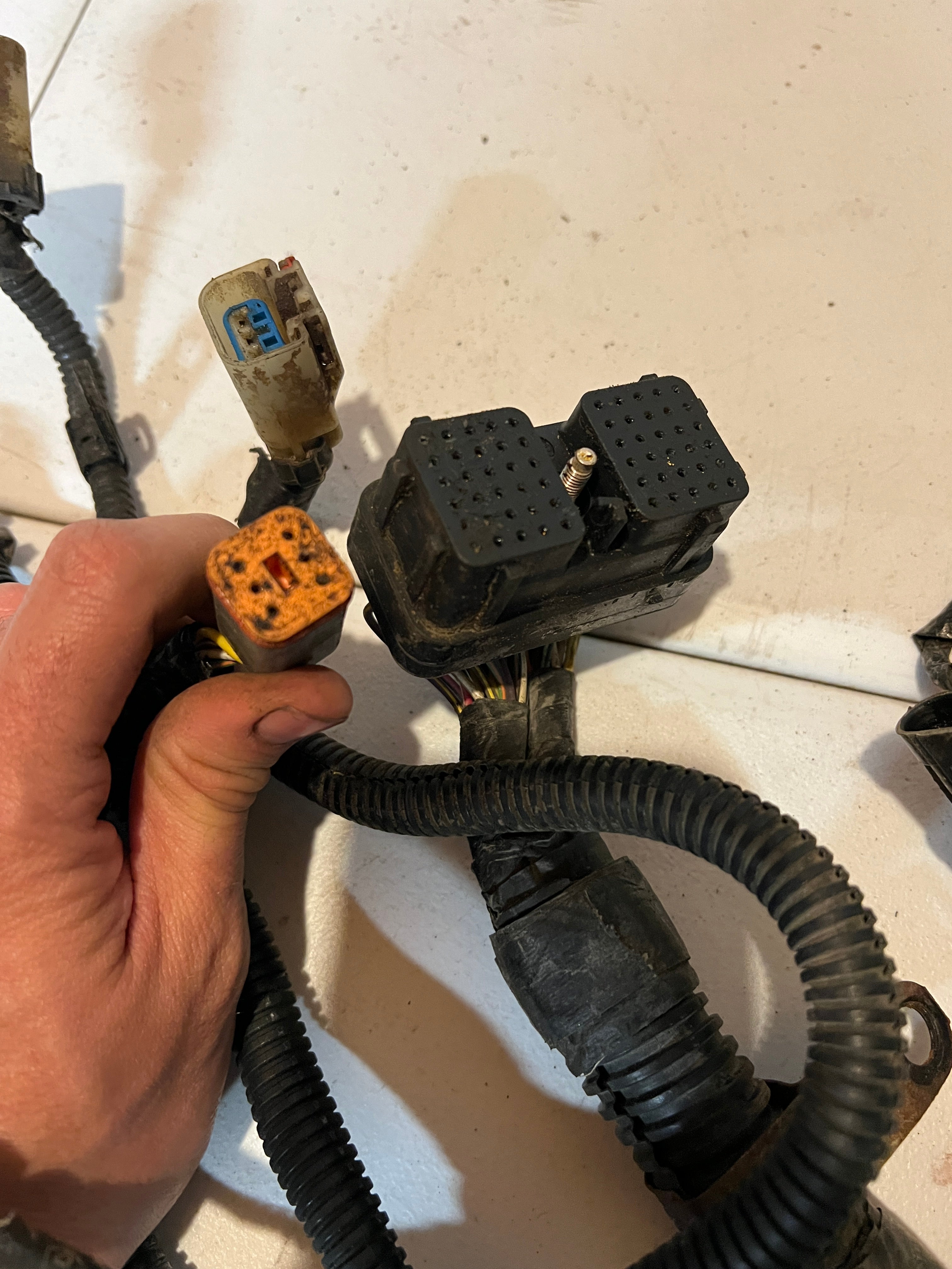 2003-2003 Dodge Ram 2500 3500 5.9L Cummins Engine Wiring Harness