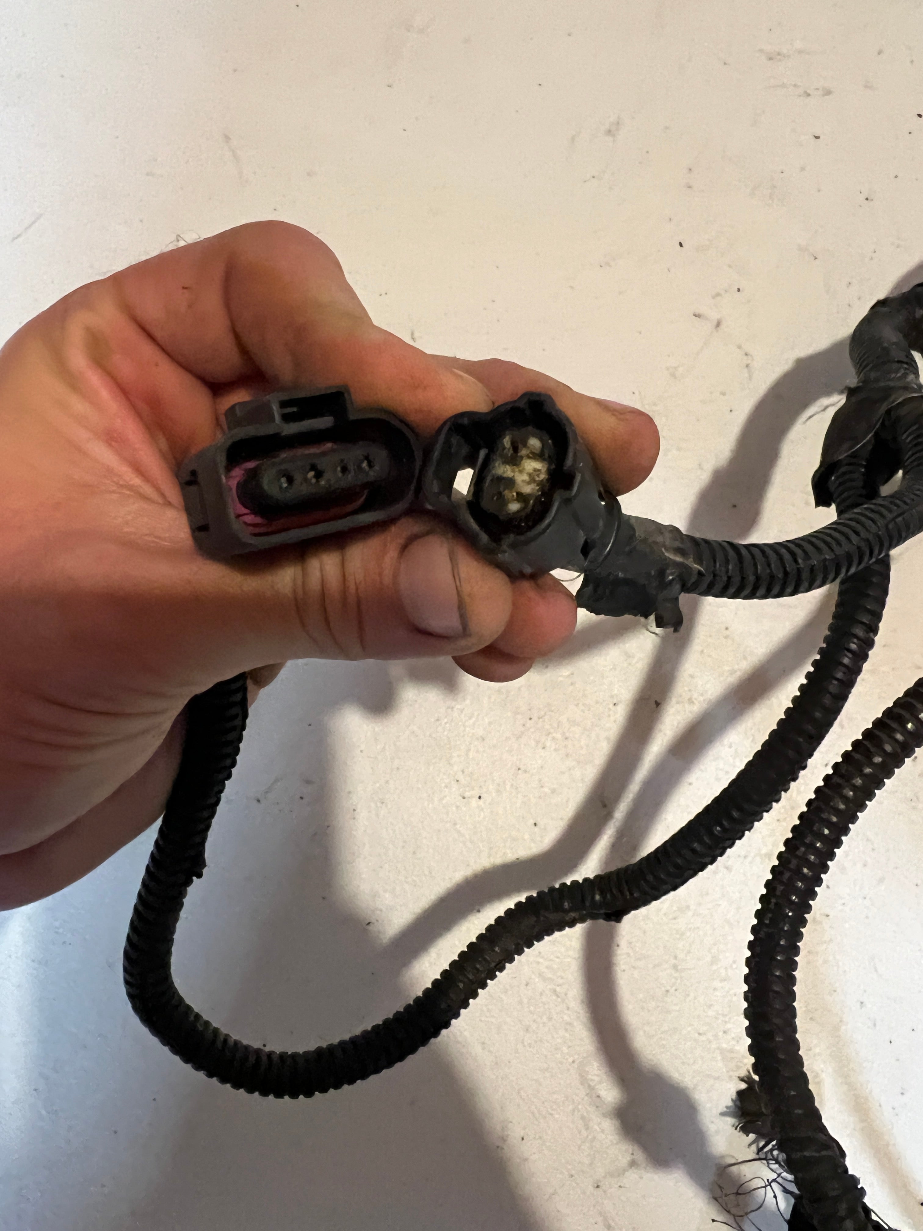 2003-2003 Dodge Ram 2500 3500 5.9L Cummins Engine Wiring Harness