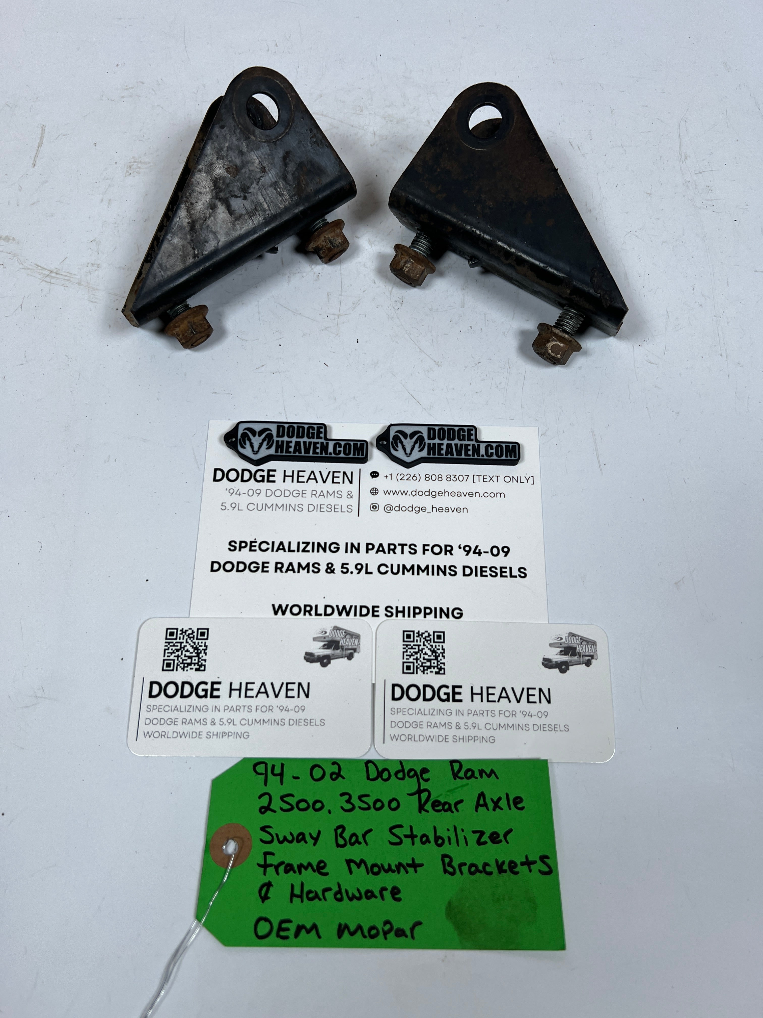 1994-2002 Dodge Ram 2500 3500 Rear Axle Sway Bar Stabilizer Mount Brackets