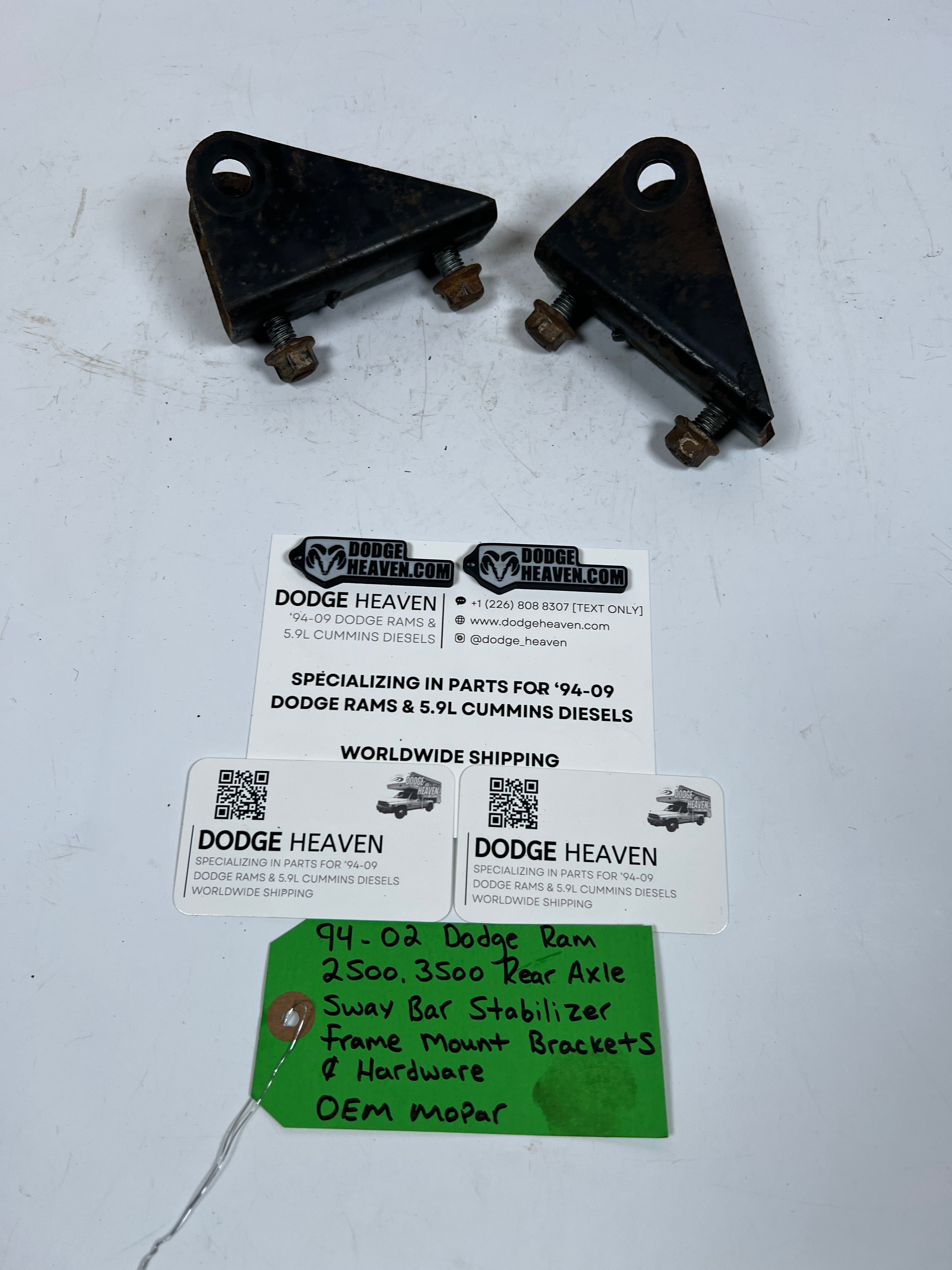 1994-2002 Dodge Ram 2500 3500 Rear Axle Sway Bar Stabilizer Mount Brackets