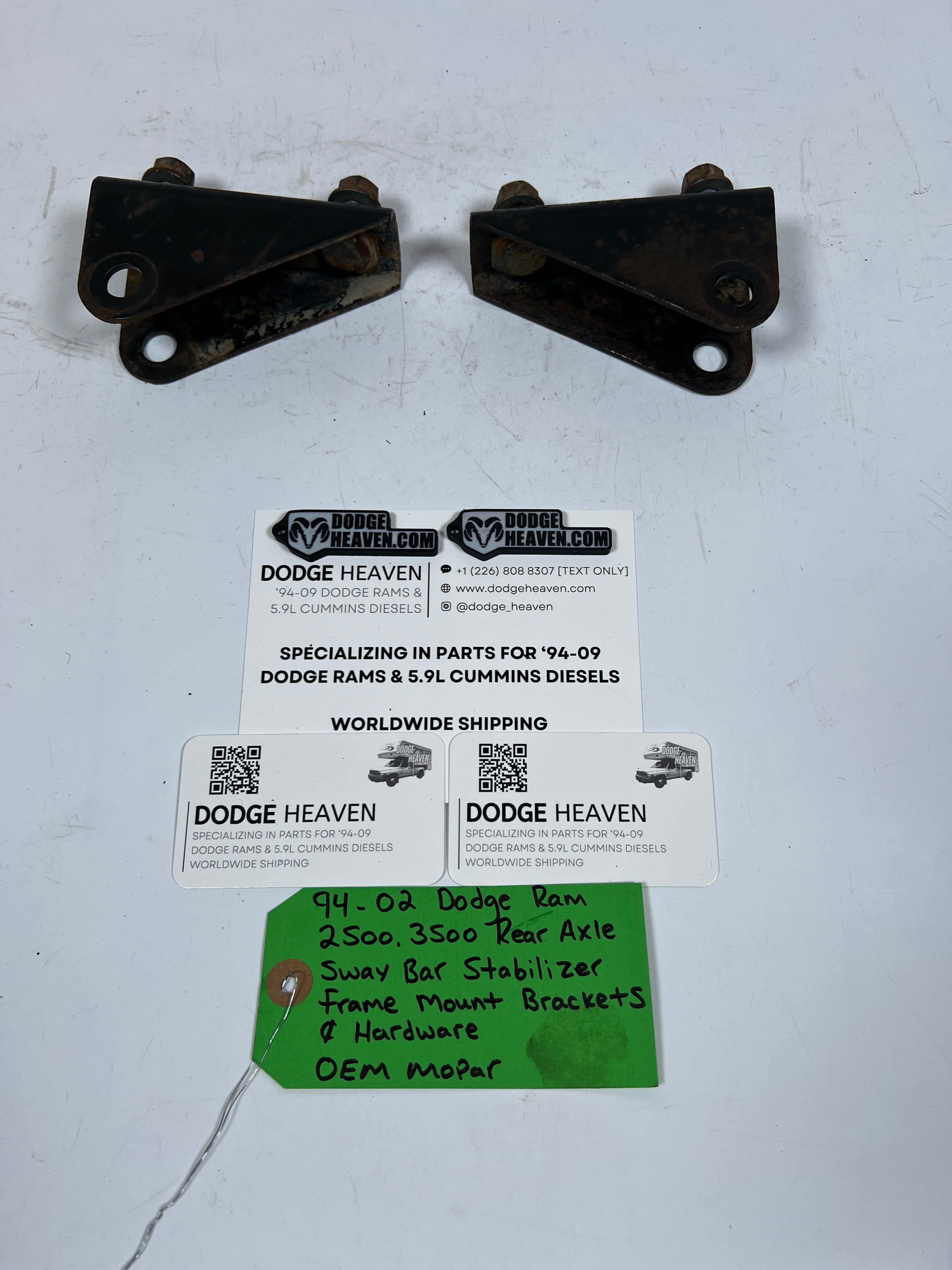 1994-2002 Dodge Ram 2500 3500 Rear Axle Sway Bar Stabilizer Mount Brackets