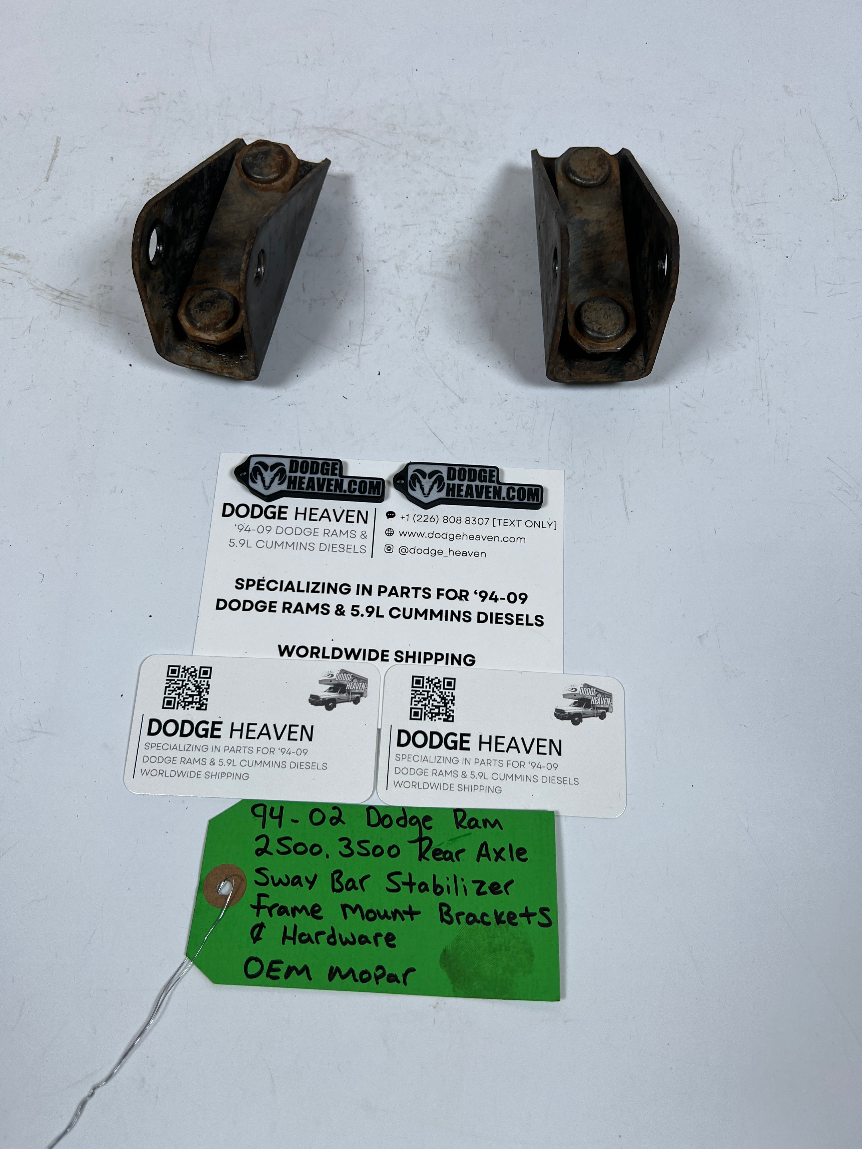 1994-2002 Dodge Ram 2500 3500 Rear Axle Sway Bar Stabilizer Mount Brackets