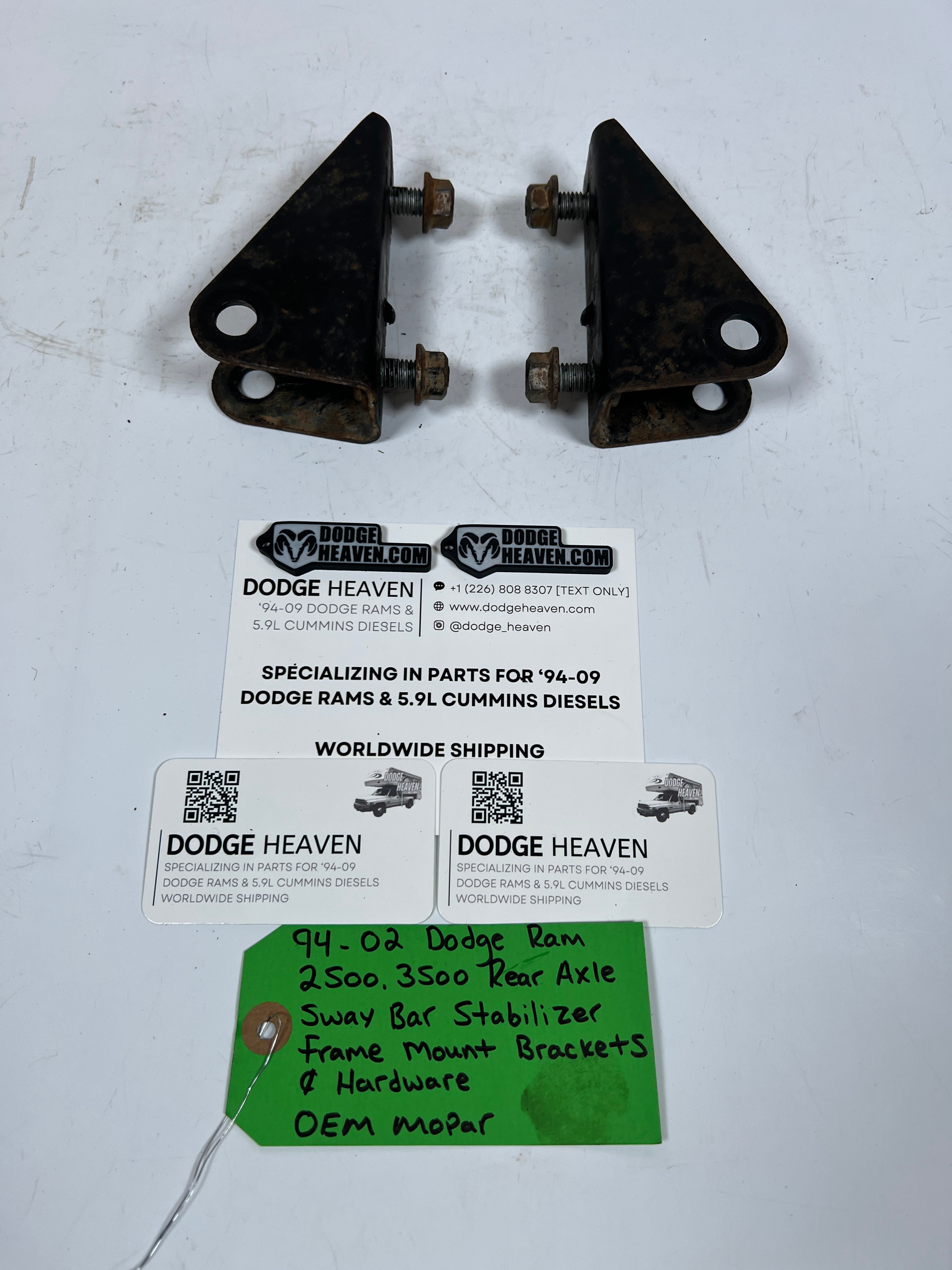 1994-2002 Dodge Ram 2500 3500 Rear Axle Sway Bar Stabilizer Mount Brackets