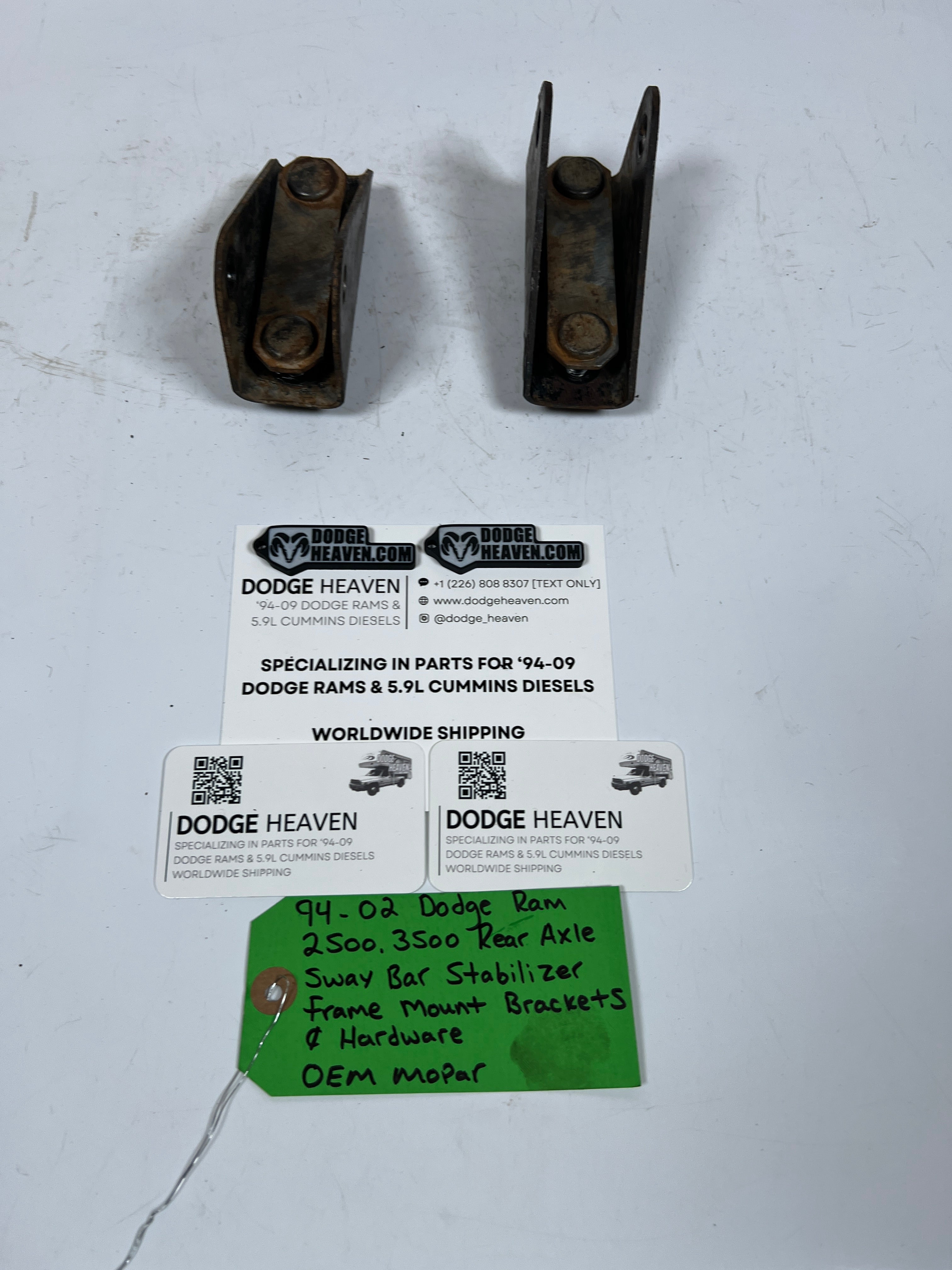 1994-2002 Dodge Ram 2500 3500 Rear Axle Sway Bar Stabilizer Mount Brackets