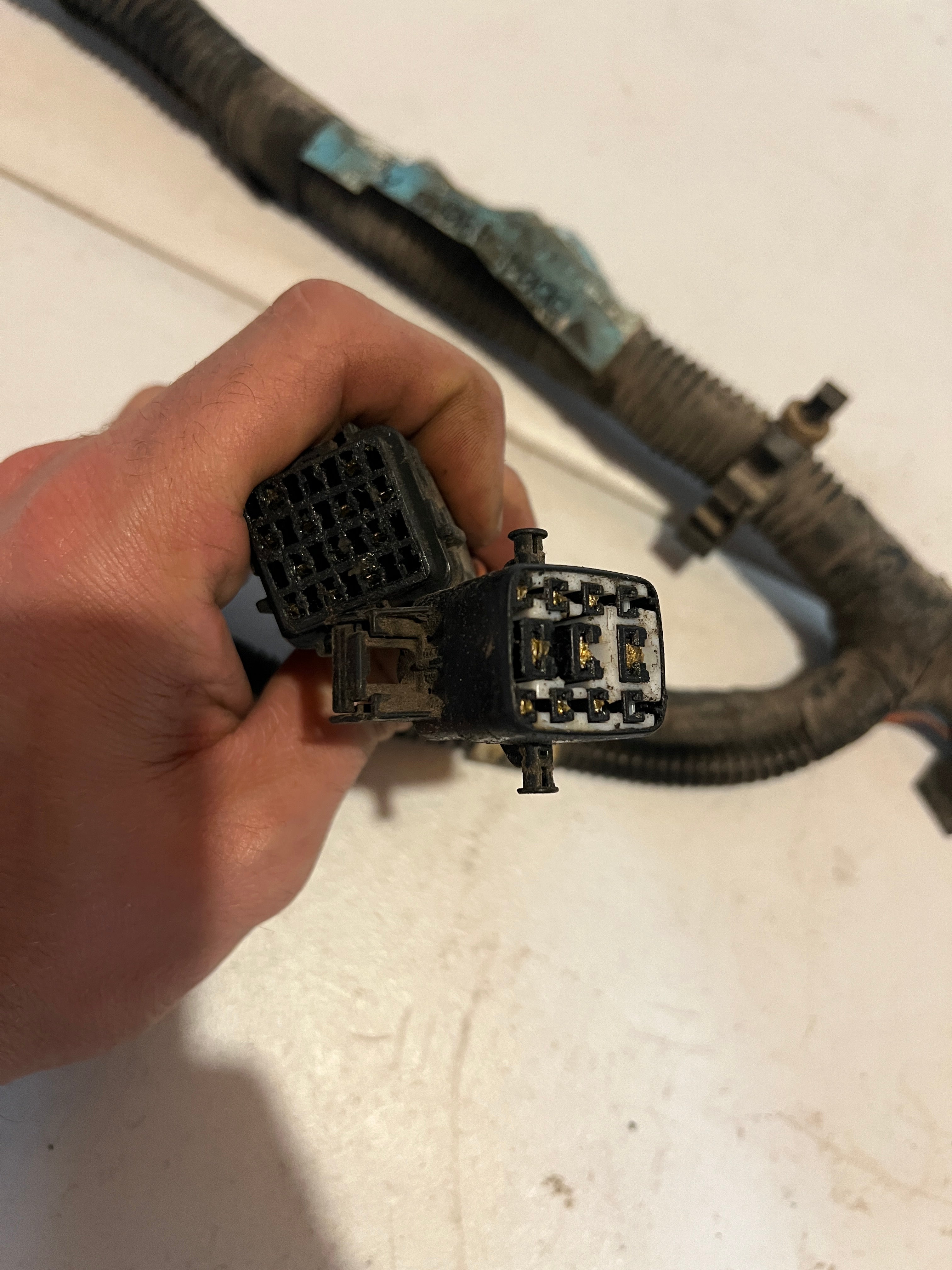 1998.5-1998.5 Dodge Ram 24 Valve 5.9L Cummins Manual PCM Wiring Harness