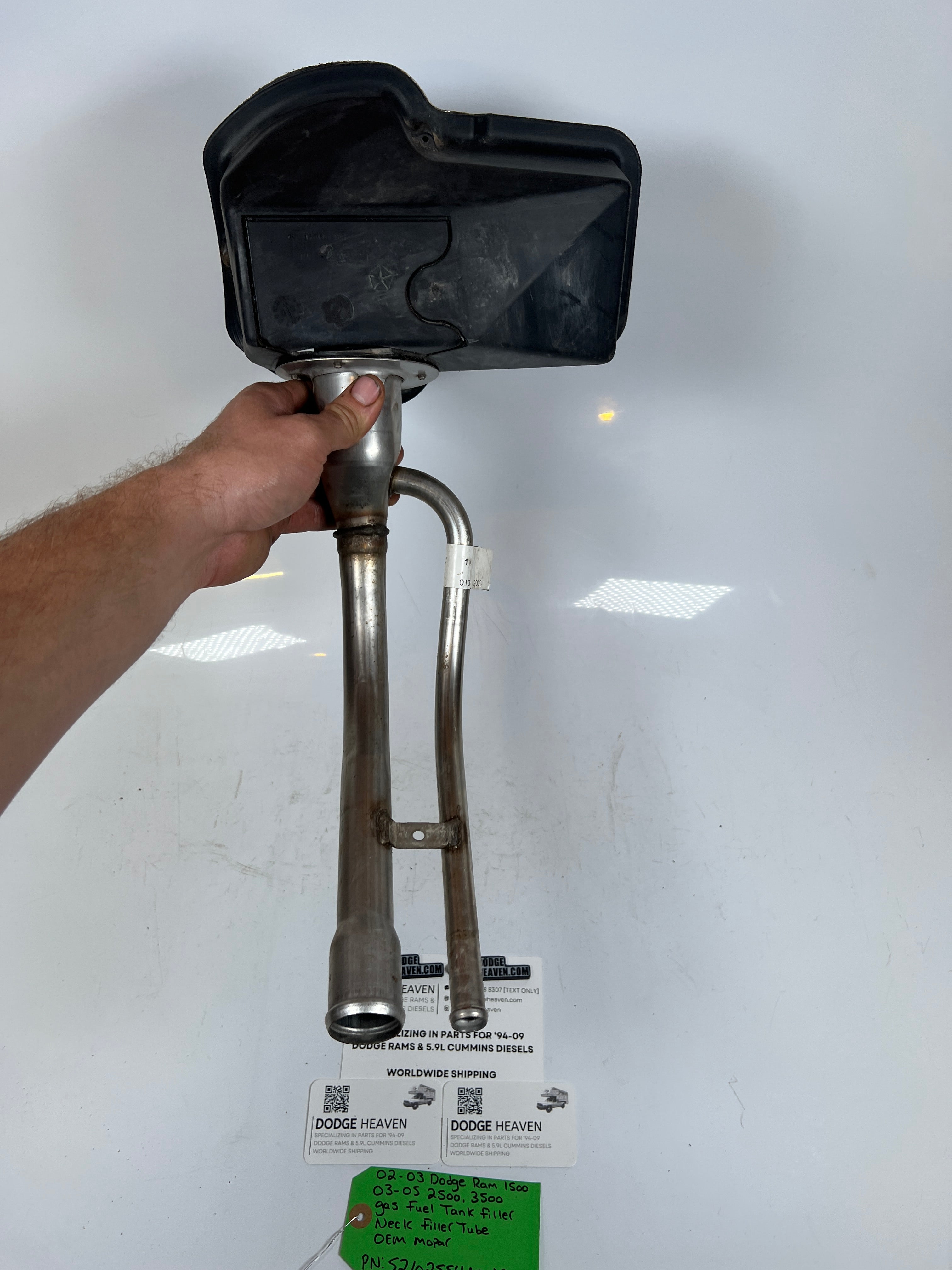 2002-2005 Dodge Ram Gas Fuel Tank Filler Neck Tube