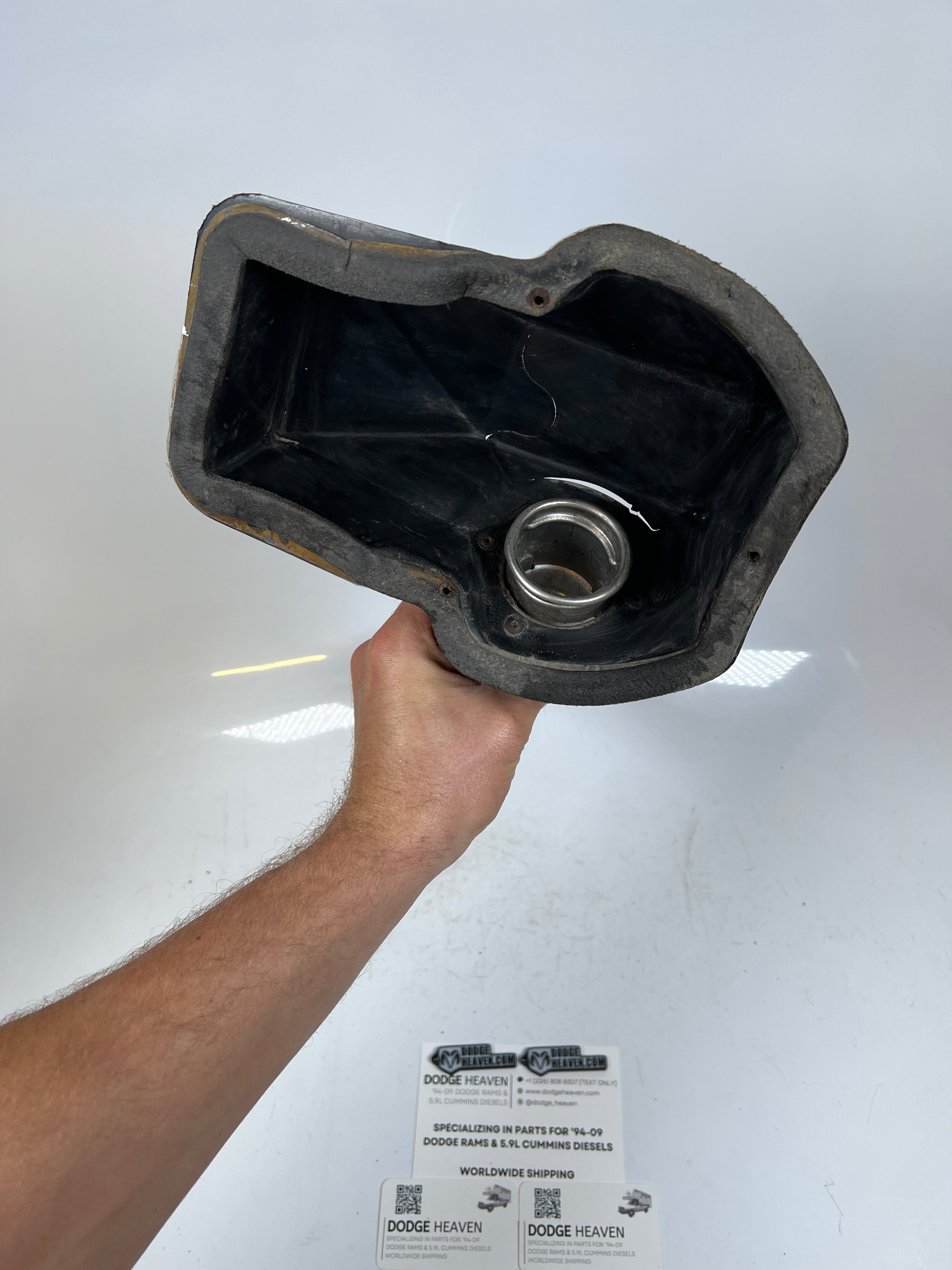2002-2005 Dodge Ram Gas Fuel Tank Filler Neck Tube