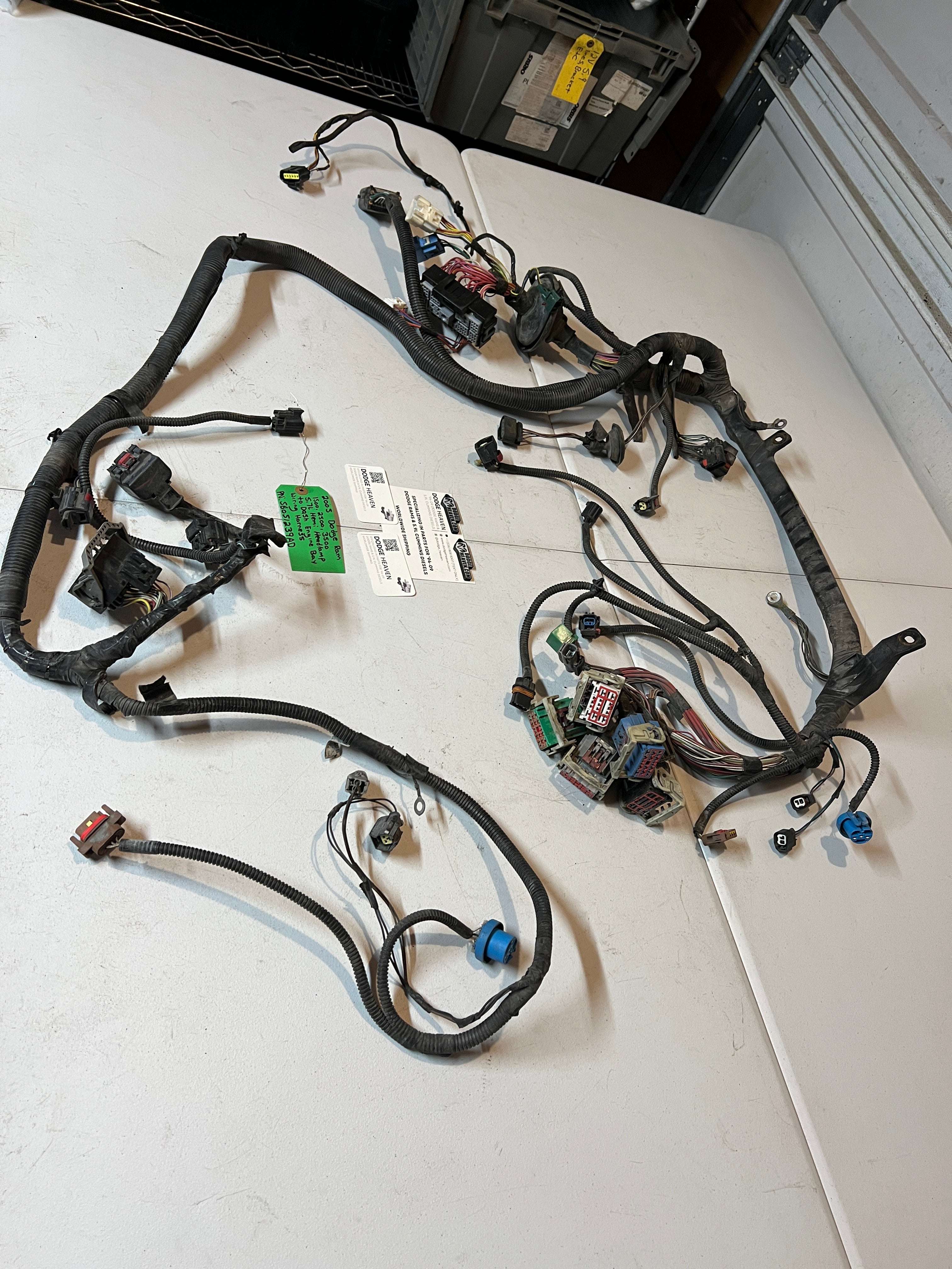 2005-2005 Dodge Ram 1500-3500 5.7L Hemi Engine Bay Wiring Harness