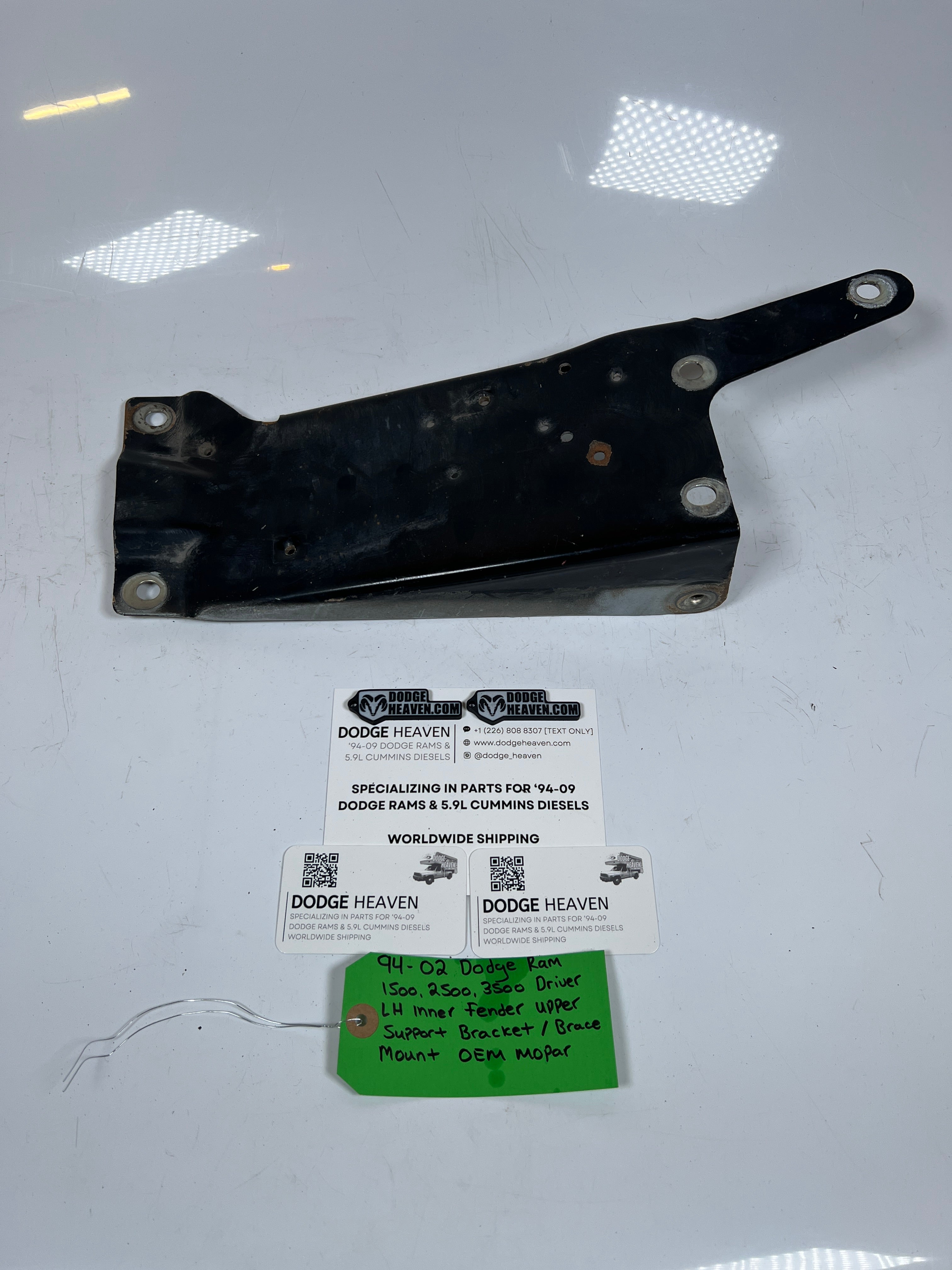 1994-2002 Dodge Ram 1500-3500 Driver LH Fender Support Bracket Mount