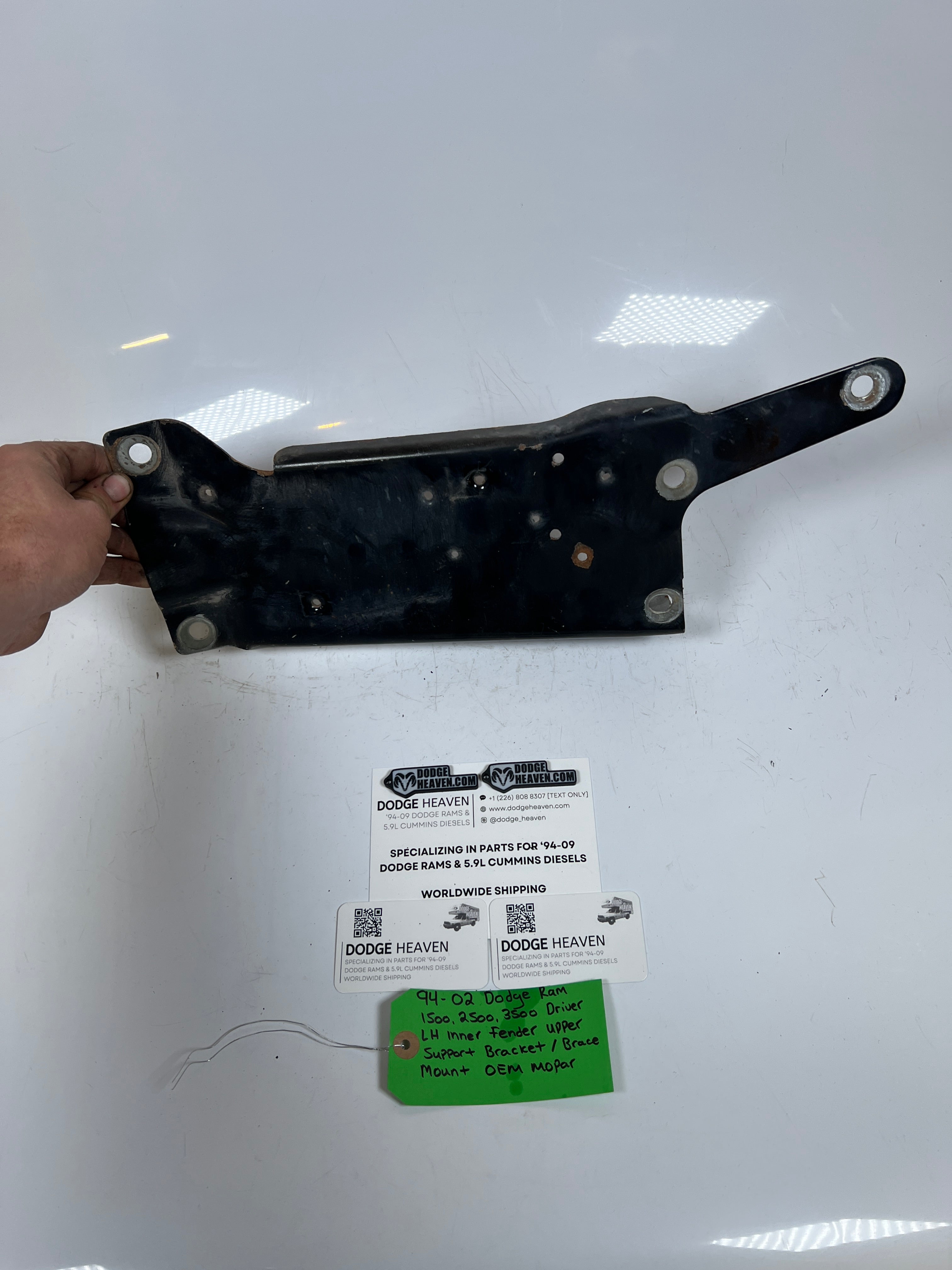1994-2002 Dodge Ram 1500-3500 Driver LH Fender Support Bracket Mount
