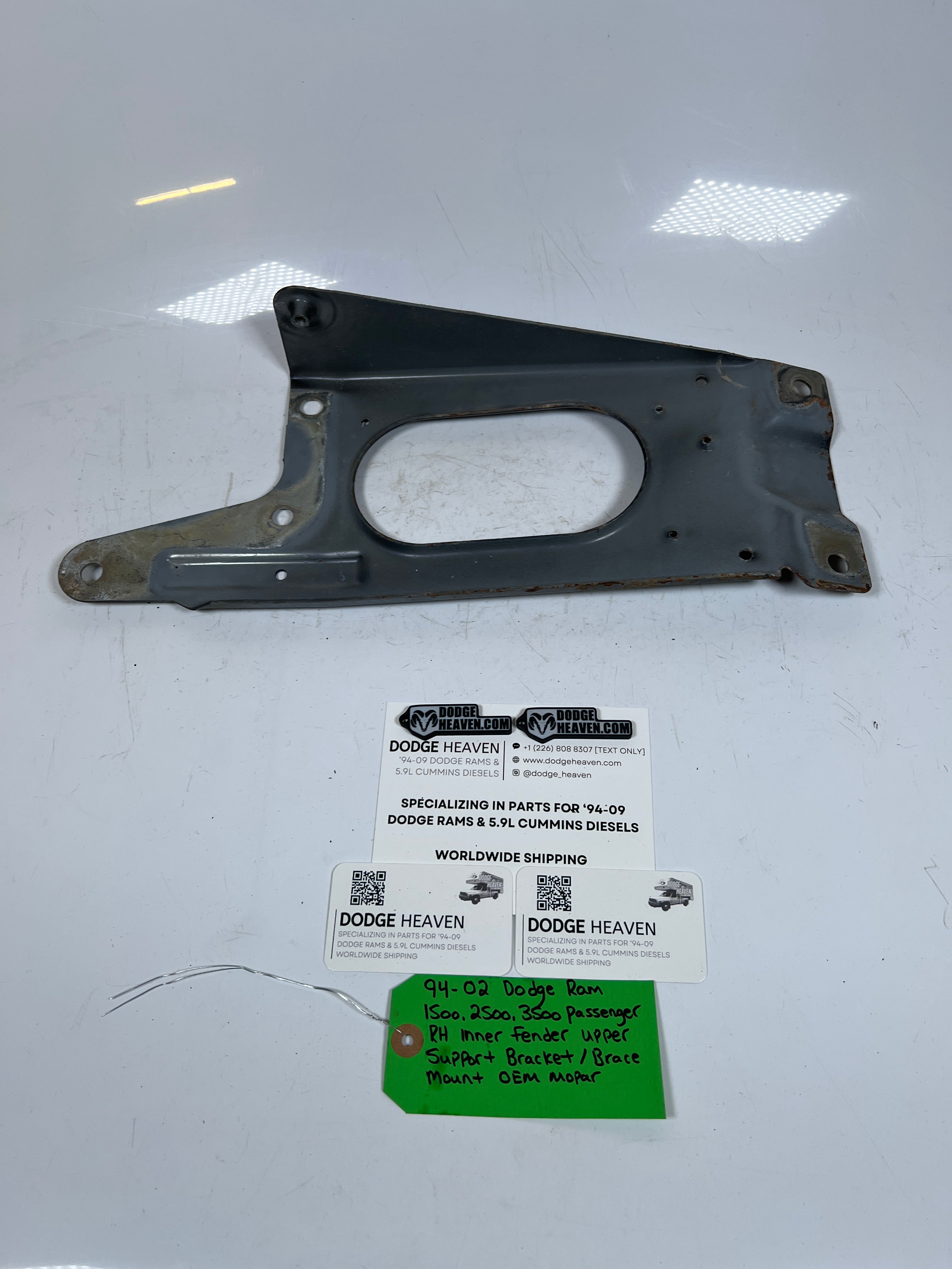 1994-2002 Dodge Ram 1500-3500 Passenger RH inner Fender Support Bracket Mount