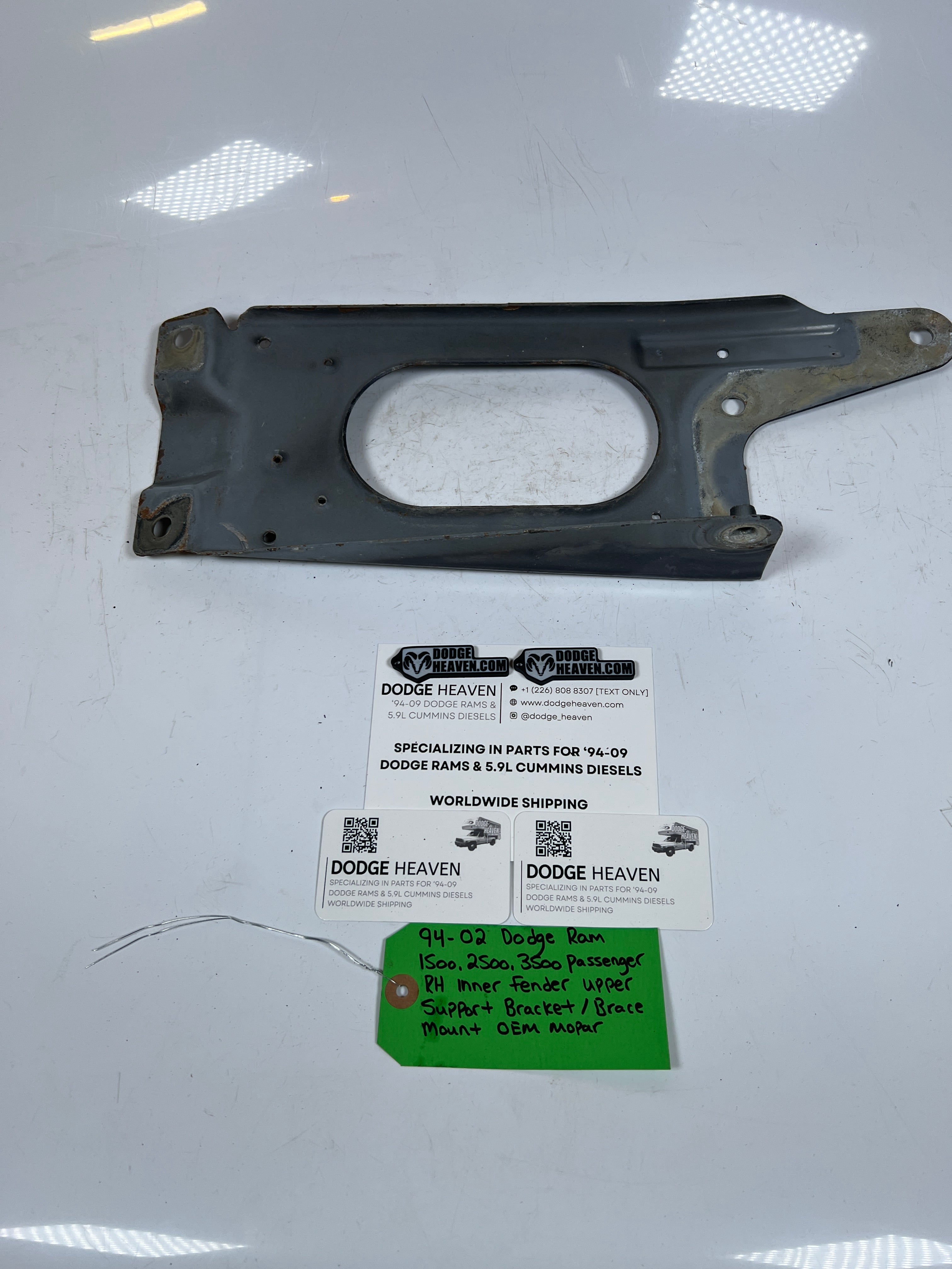 1994-2002 Dodge Ram 1500-3500 Passenger RH inner Fender Support Bracket Mount