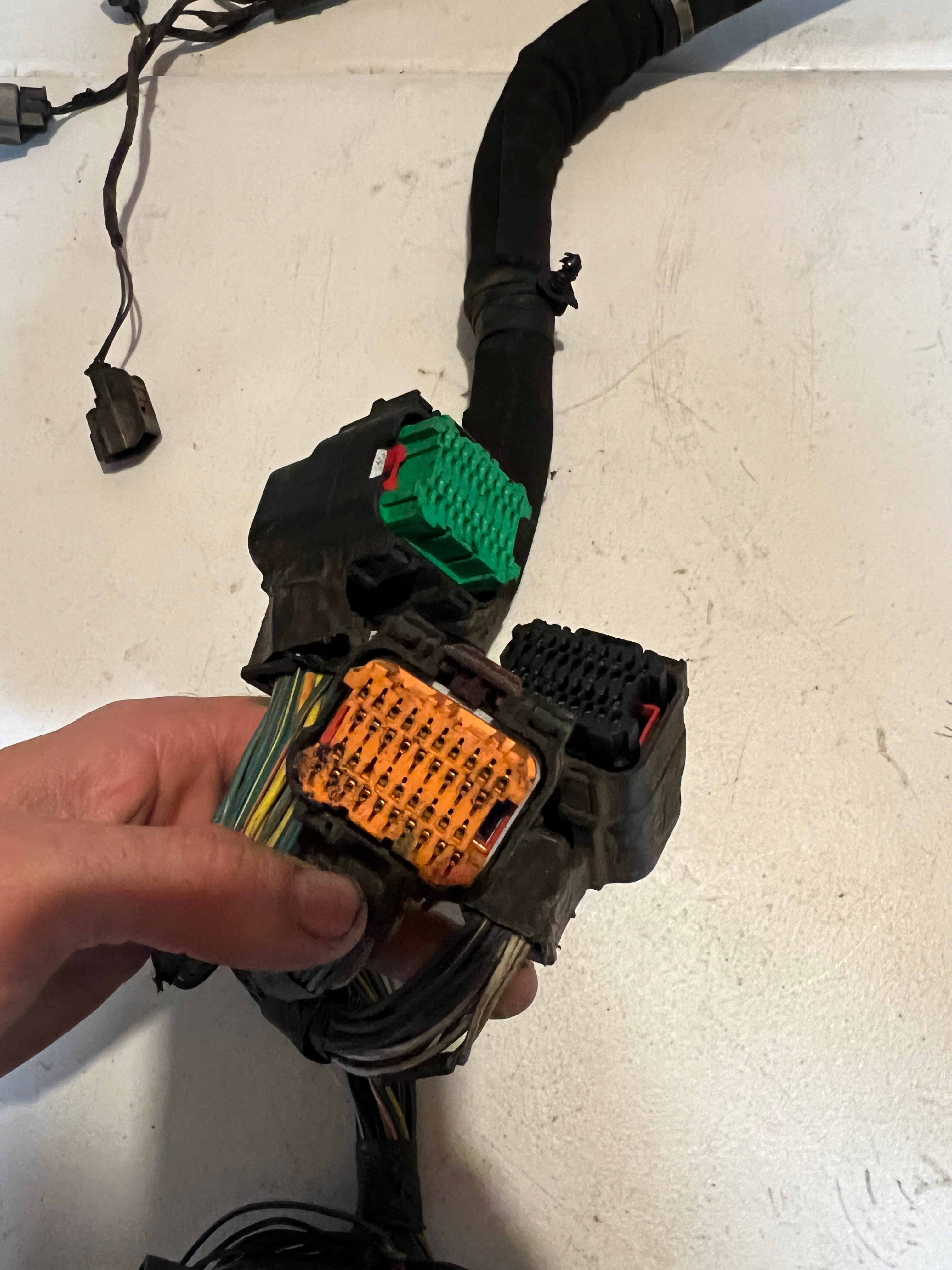 2006-2006 Dodge Ram 1500 5.7L Hemi Engine / Auto Transmission Wiring Harness