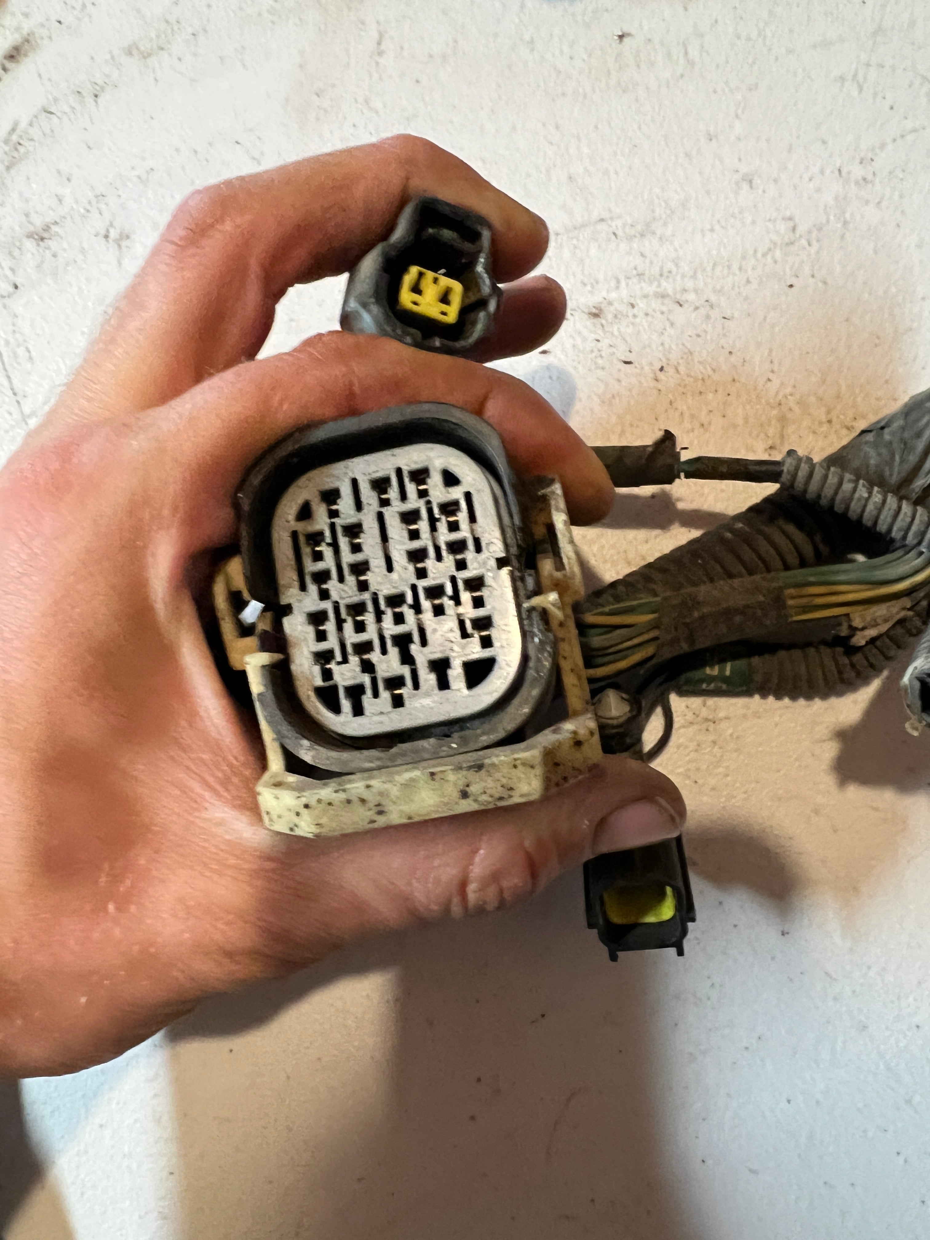 2006-2006 Dodge Ram 1500 5.7L Hemi Engine / Auto Transmission Wiring Harness