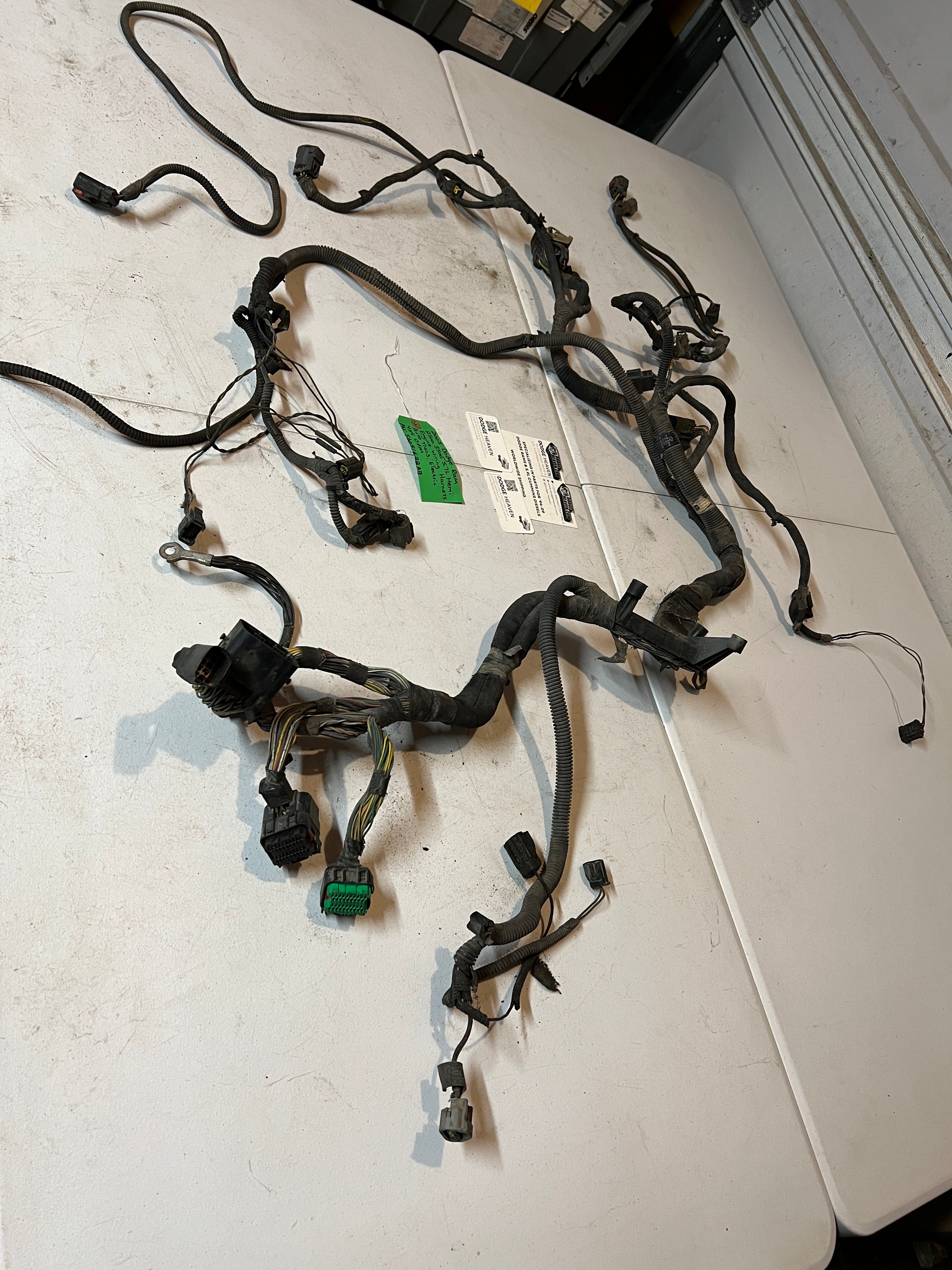 2005-2005 Dodge Ram 2500 3500 5.7L Hemi Engine Trans Wiring Harness