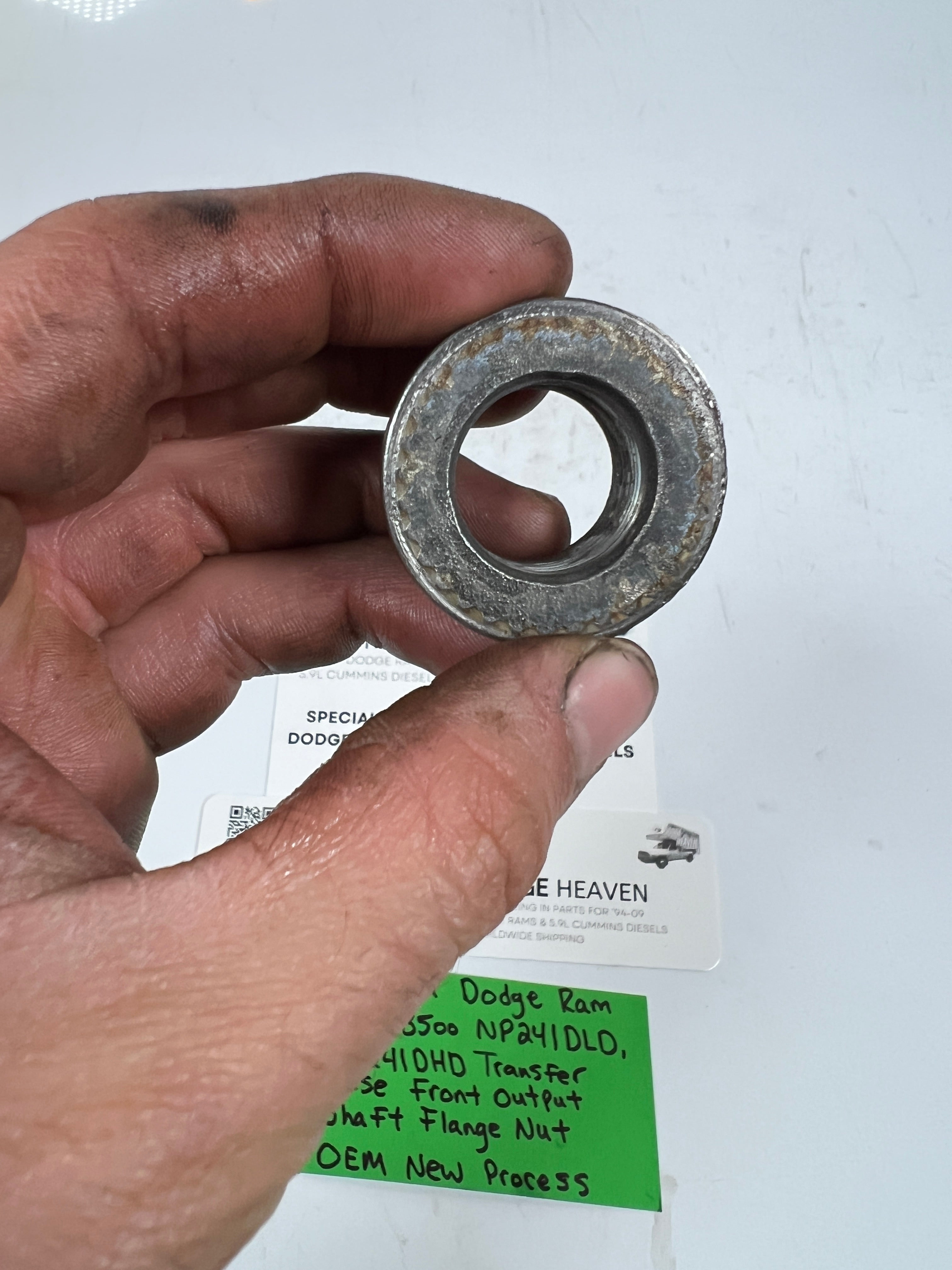 1994-2002 Dodge Ram 241DLD 241DHD Transfer Case Front Output Shaft Flange Nut