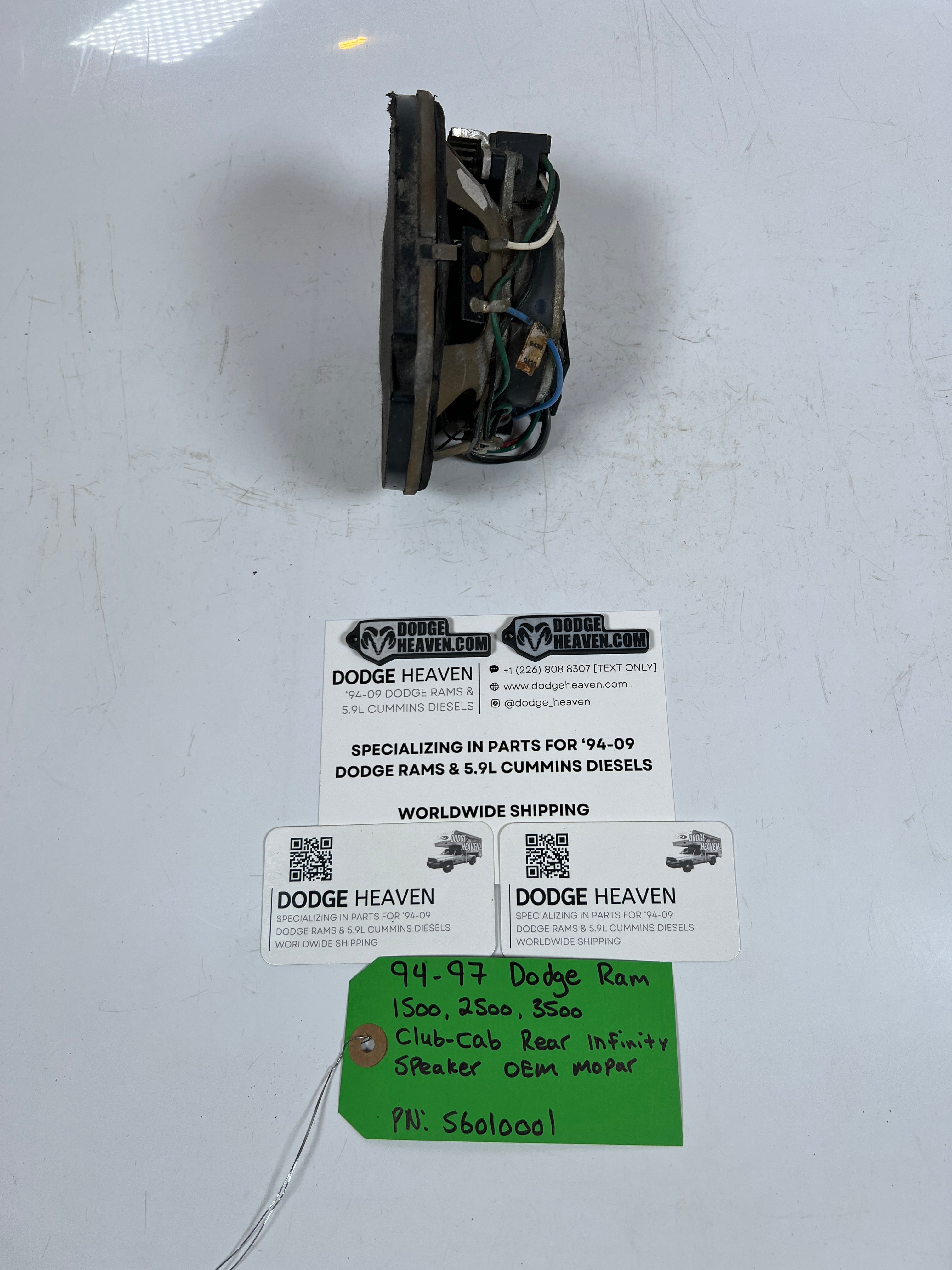 1994-1997 Dodge Ram 1500-3500 Club-Cab Rear infinity Speaker