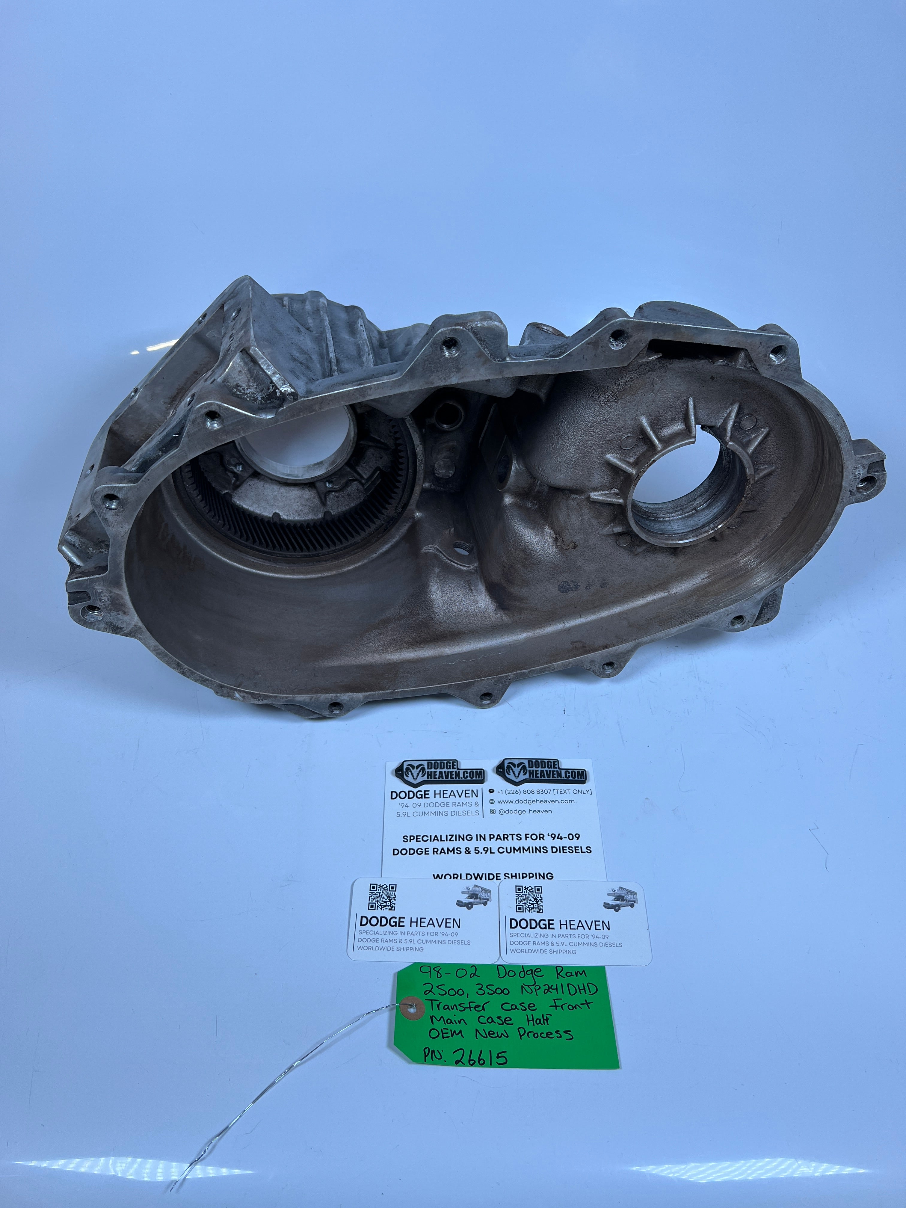 1998-2002 Dodge Ram 2500 3500 NP241DHD Transfer Case Front Main Case Half