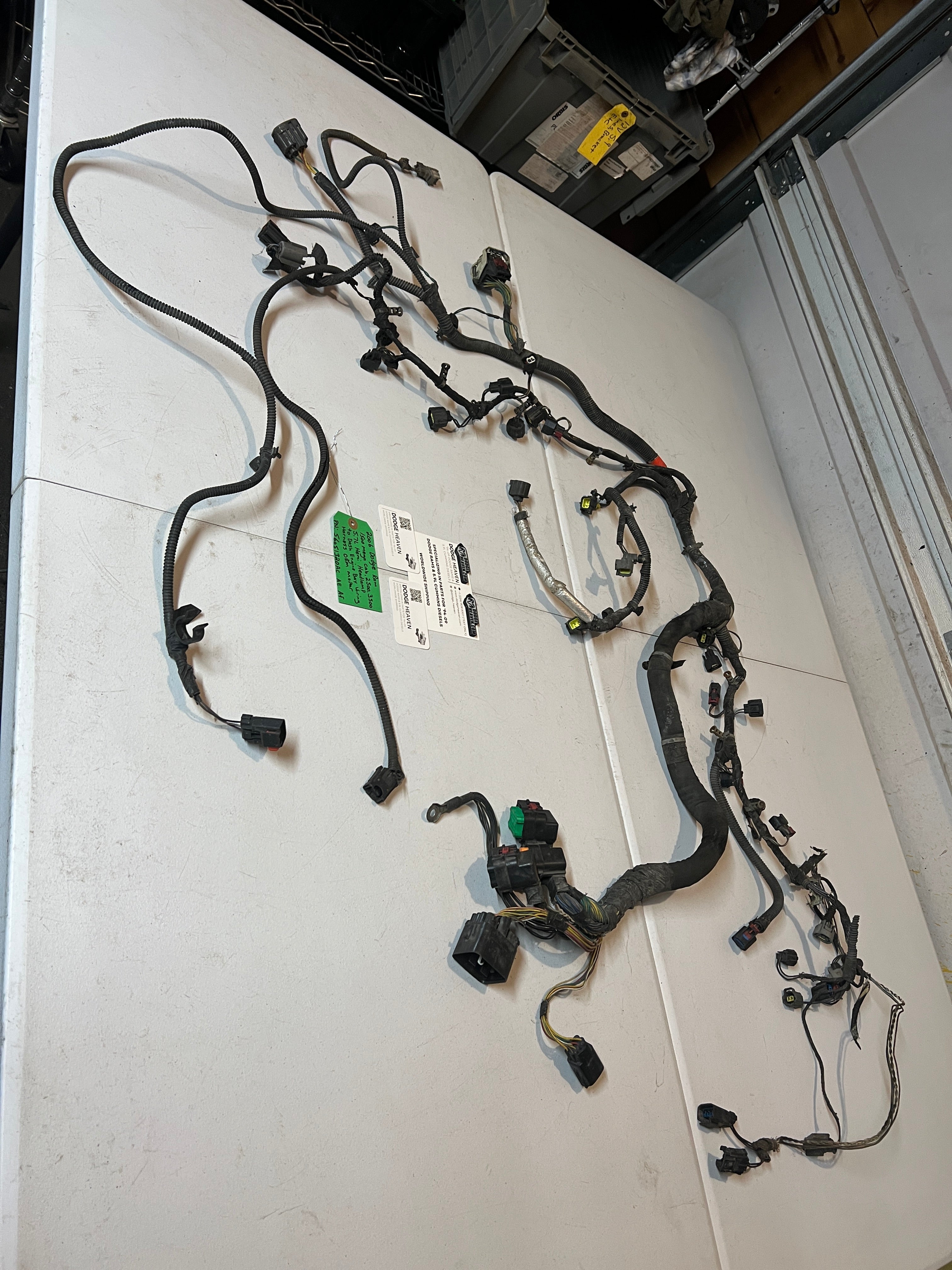 2006-2006 Dodge Ram Mega 1500 2500 3500 5.7L Hemi Engine Bay Wiring Harness