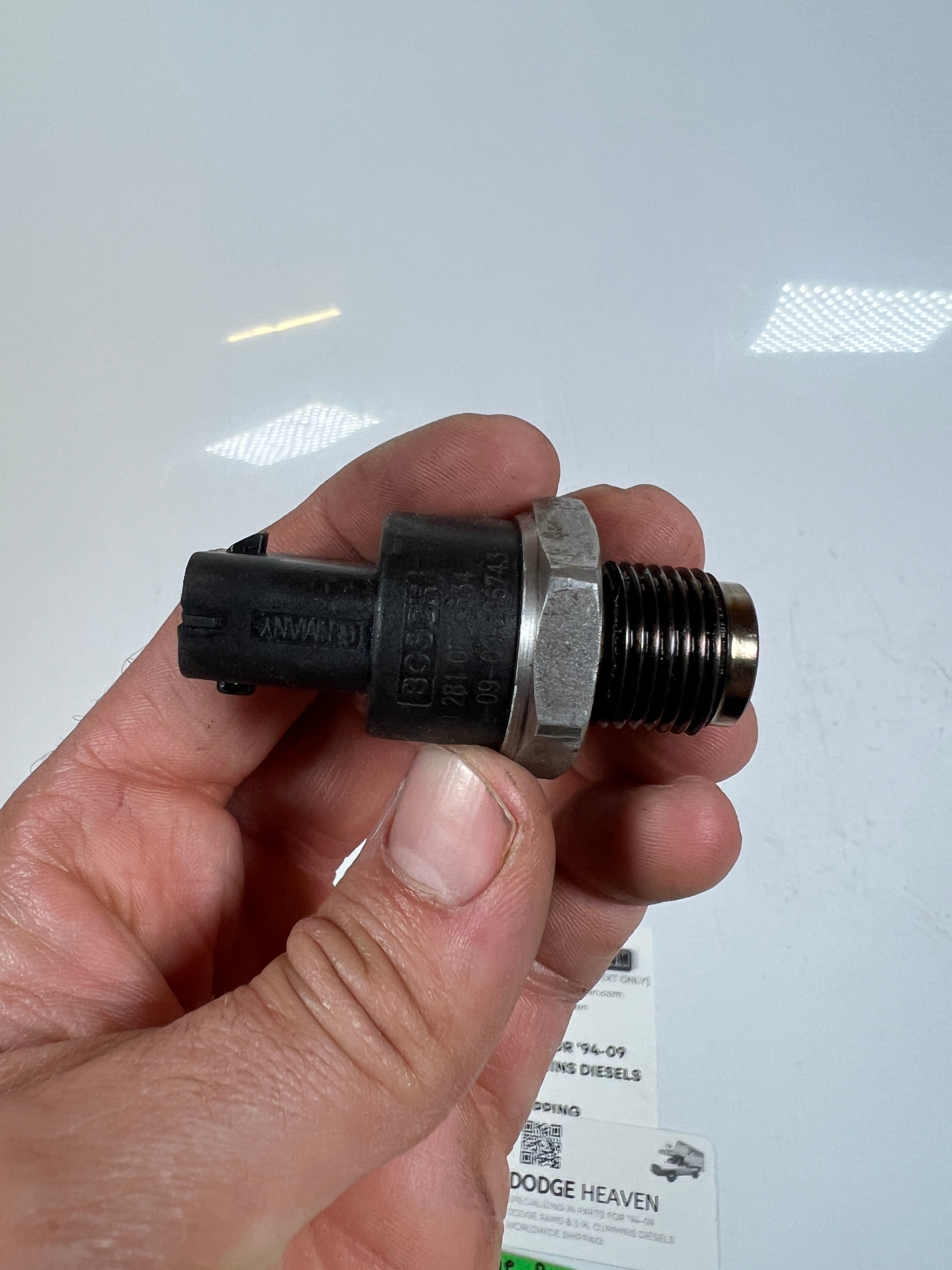 2003-2007 Dodge Ram 5.9L Cummins Fuel Pressure Sensor