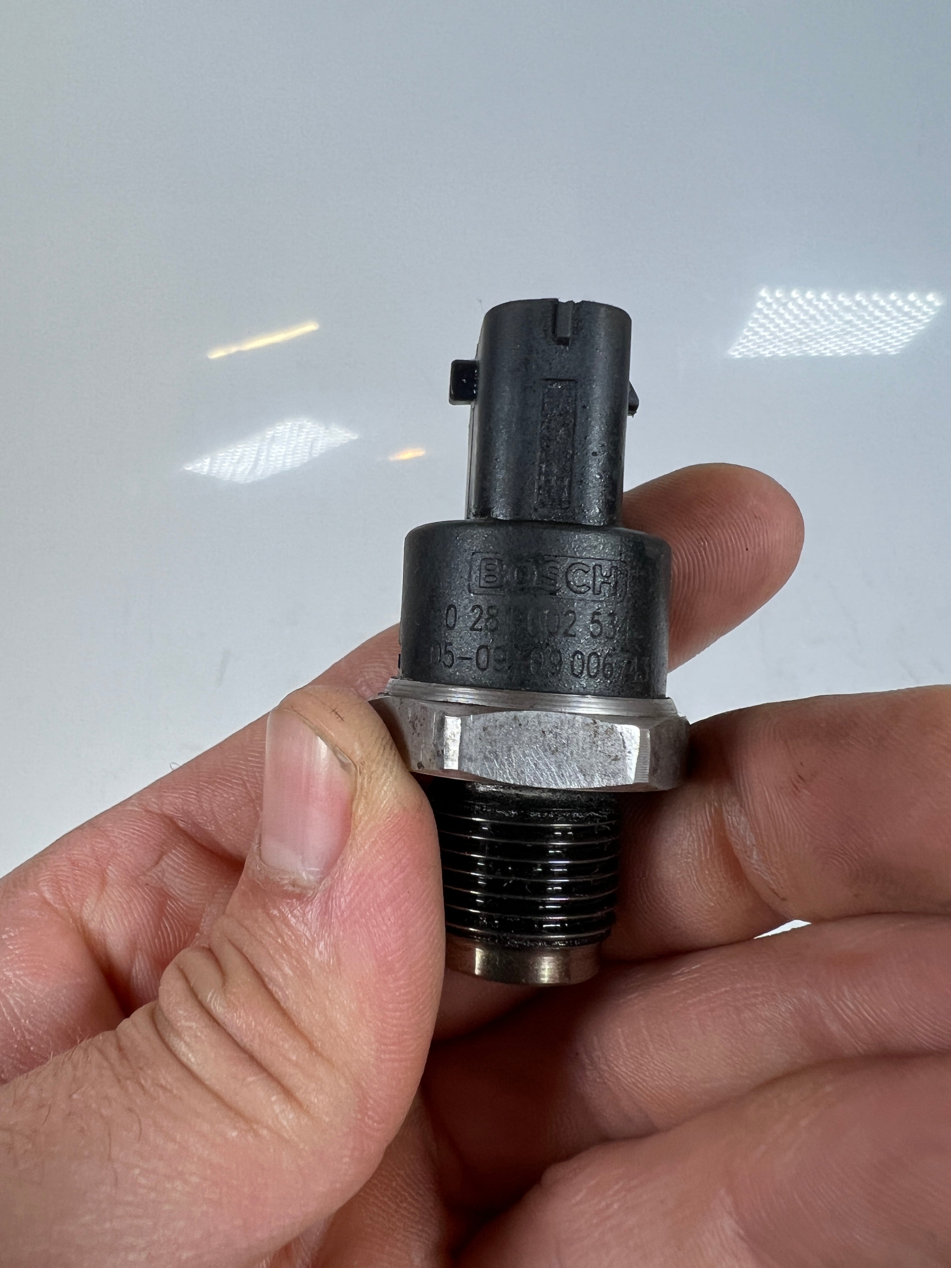 2003-2007 Dodge Ram 5.9L Cummins Fuel Pressure Sensor