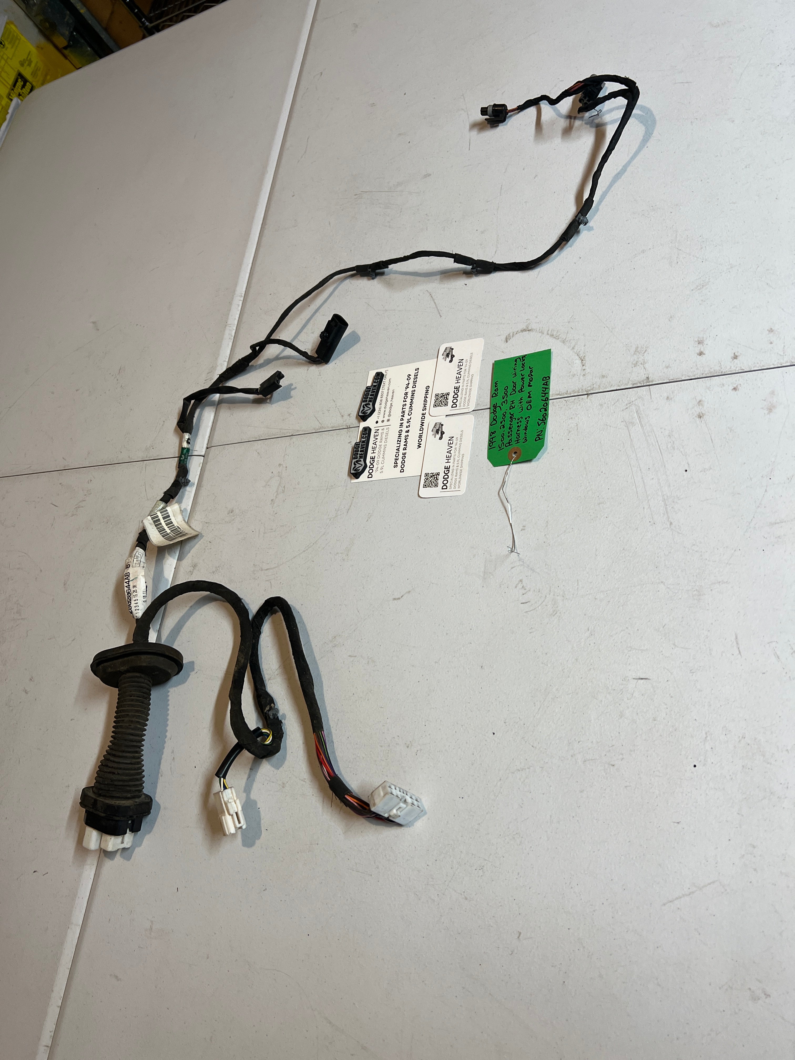 1998-1998 Dodge Ram 1500-3500 Passenger RH Power Door Wiring Harness
