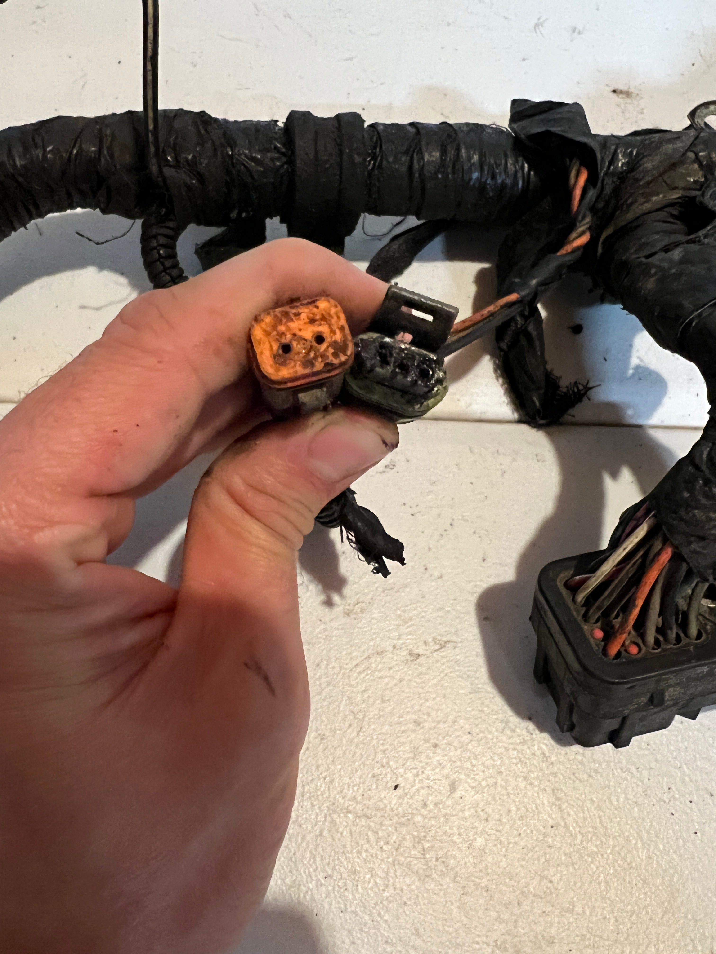 2001-2002 Dodge Ram 24 valve 5.9L Cummins ECM Engine Wiring Harness