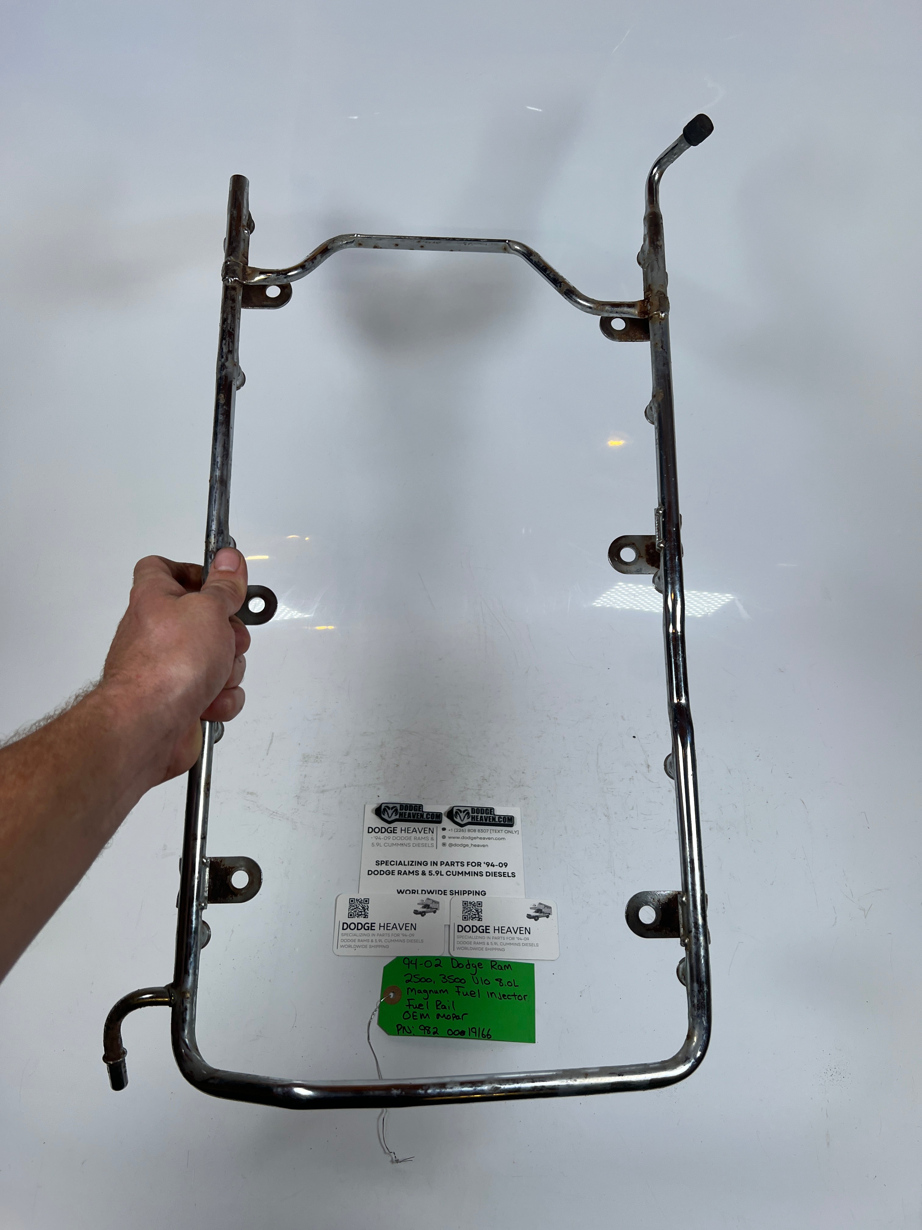1994-2002 Dodge Ram 2500 3500 8.0L V10 Injector Fuel Rail
