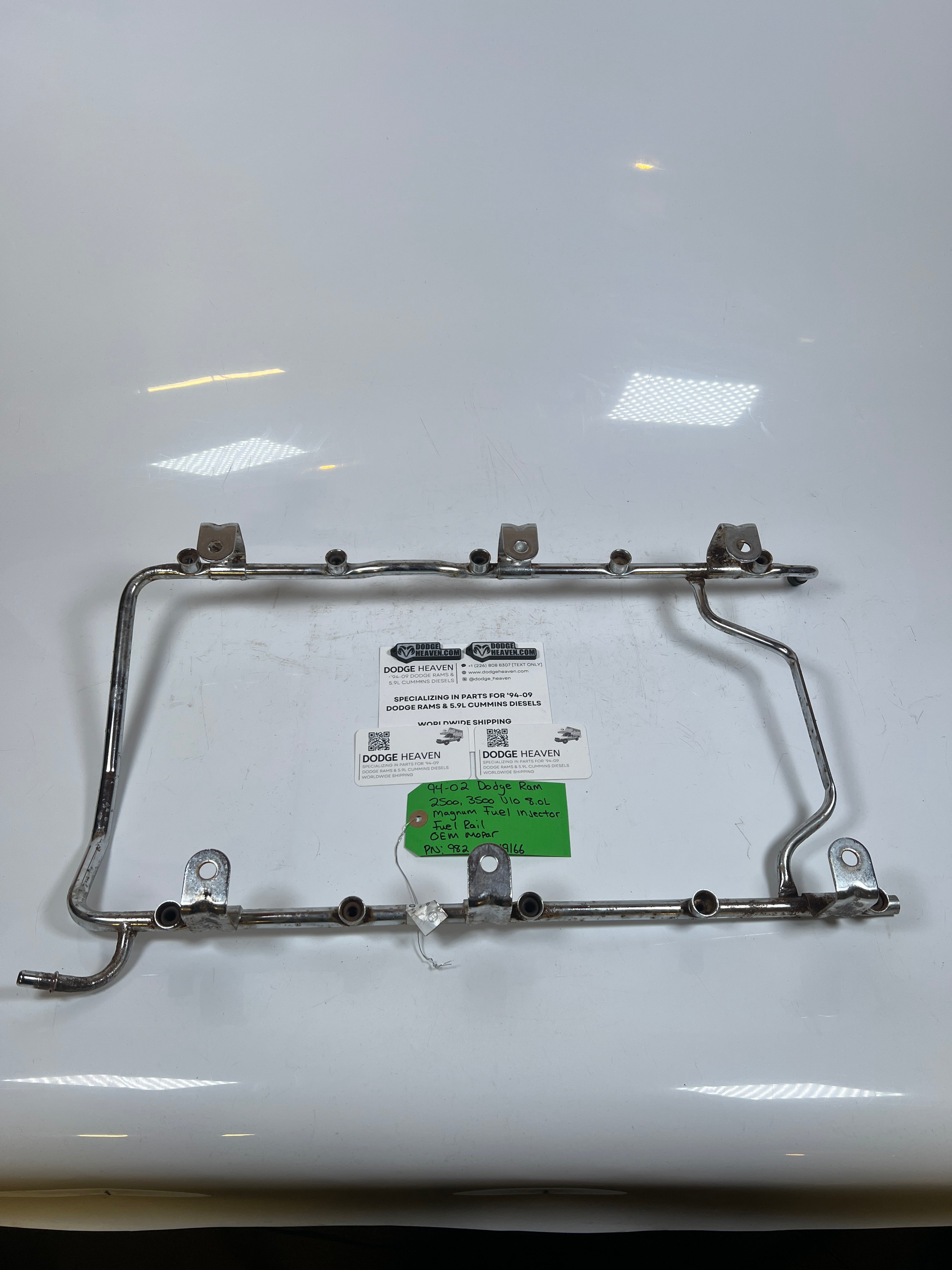 1994-2002 Dodge Ram 2500 3500 8.0L V10 Injector Fuel Rail