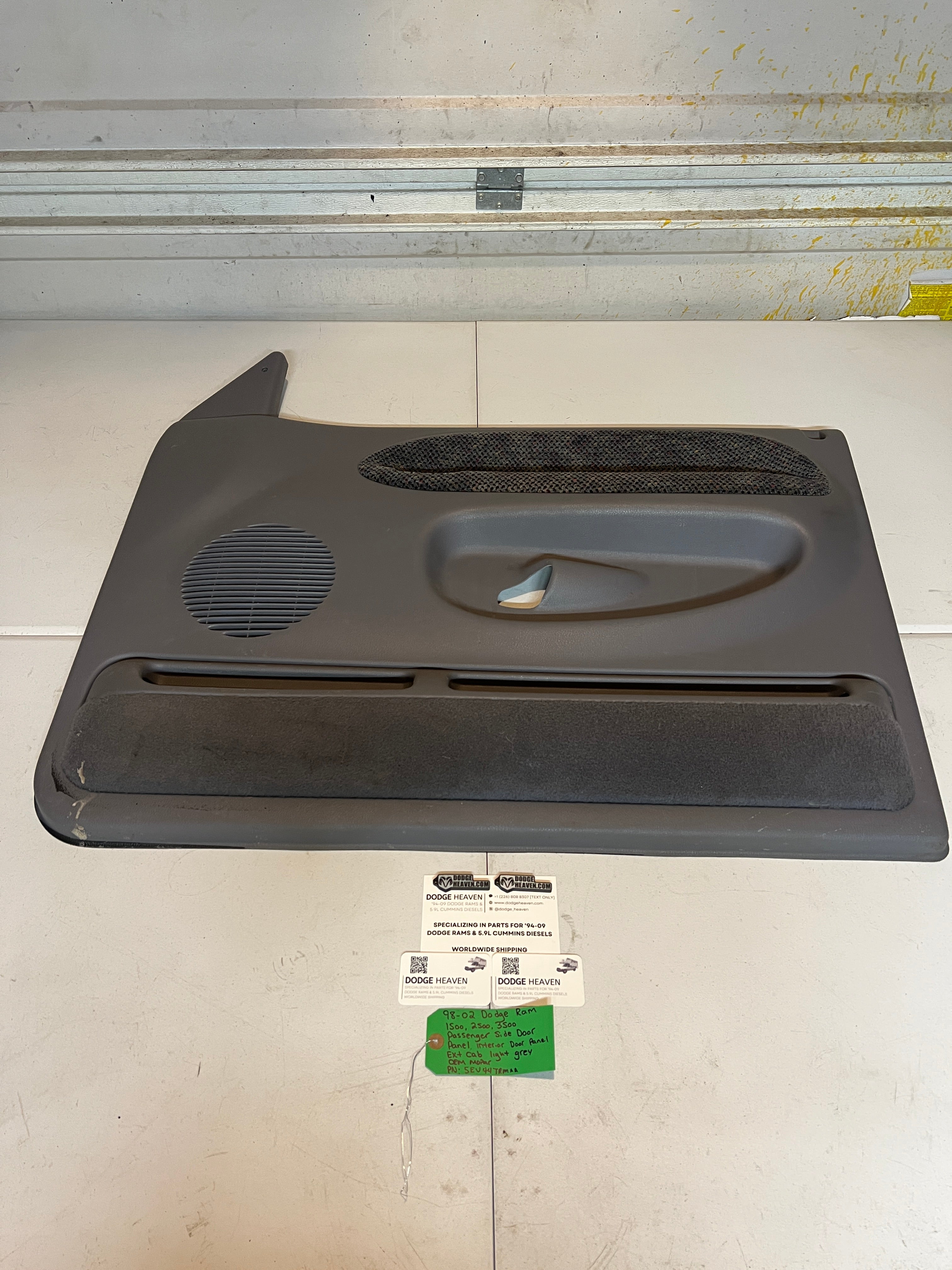 1998-2002 Dodge Ram 1500-3500 EXT Cab Passenger Door Panel Light Grey