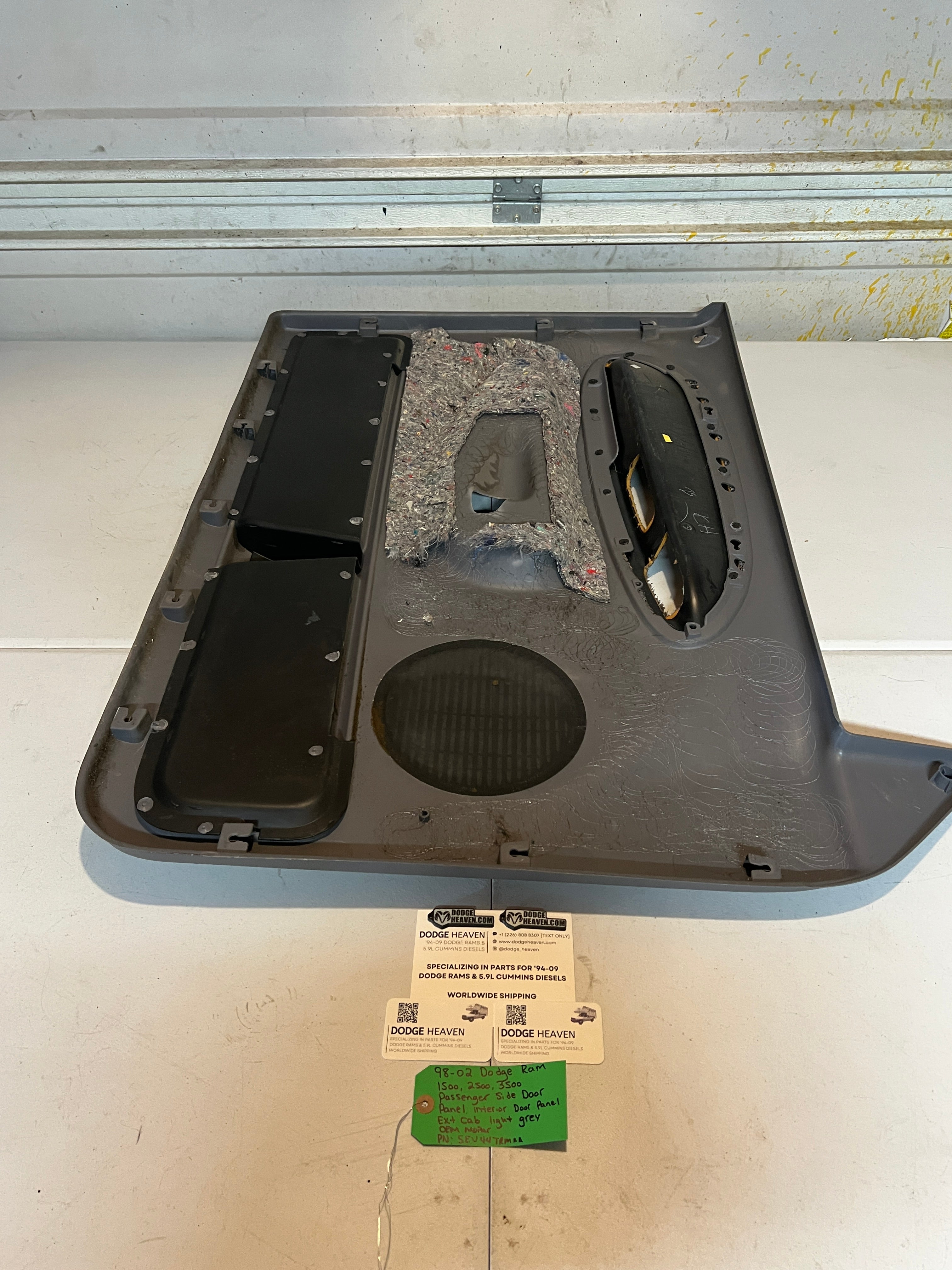 1998-2002 Dodge Ram 1500-3500 EXT Cab Passenger Door Panel Light Grey