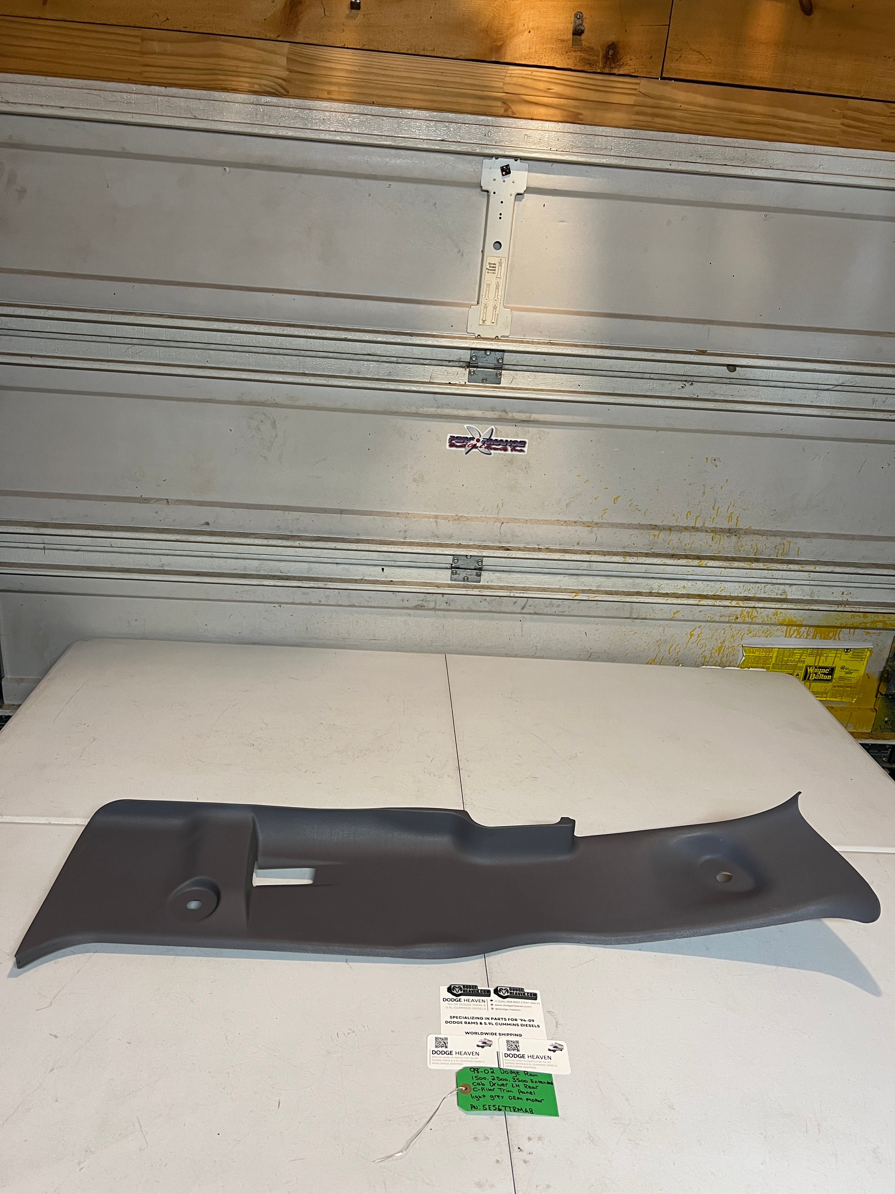 1998-2002 Dodge Ram 1500-3500 EXT Cab Rear C-Pillar Trim Light Grey LH