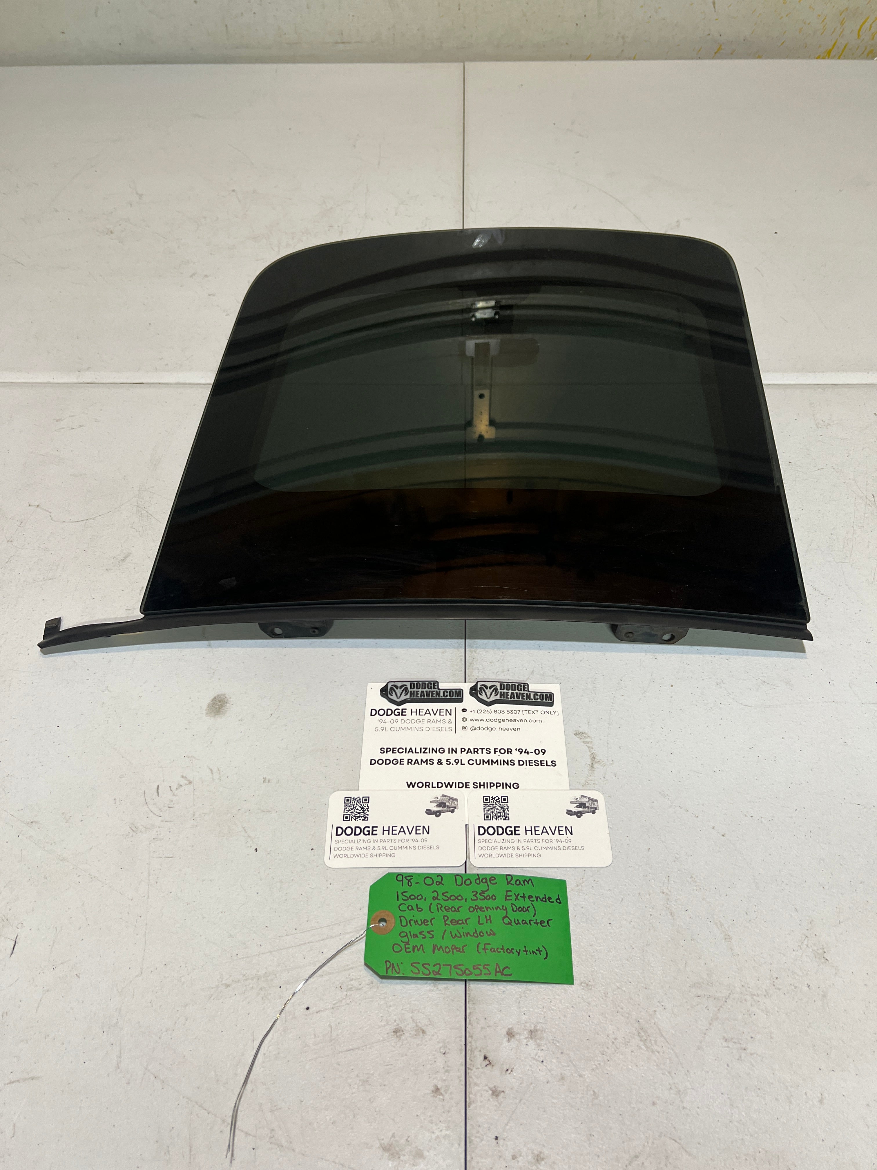 1998-2002 Dodge Ram 1500-3500 EXT Cab Driver LH Quarter Window Glass Tinted