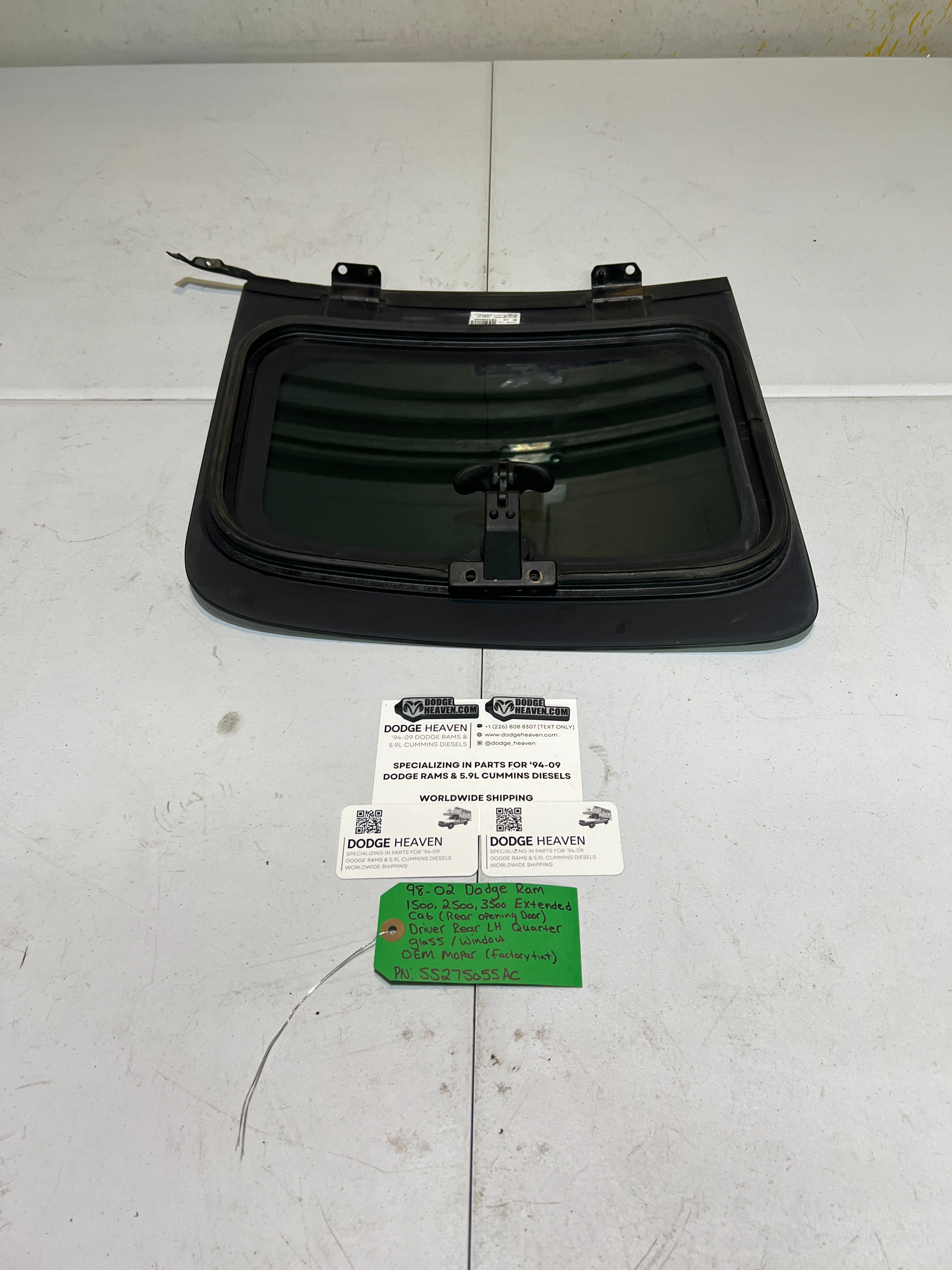 1998-2002 Dodge Ram 1500-3500 EXT Cab Driver LH Quarter Window Glass Tinted
