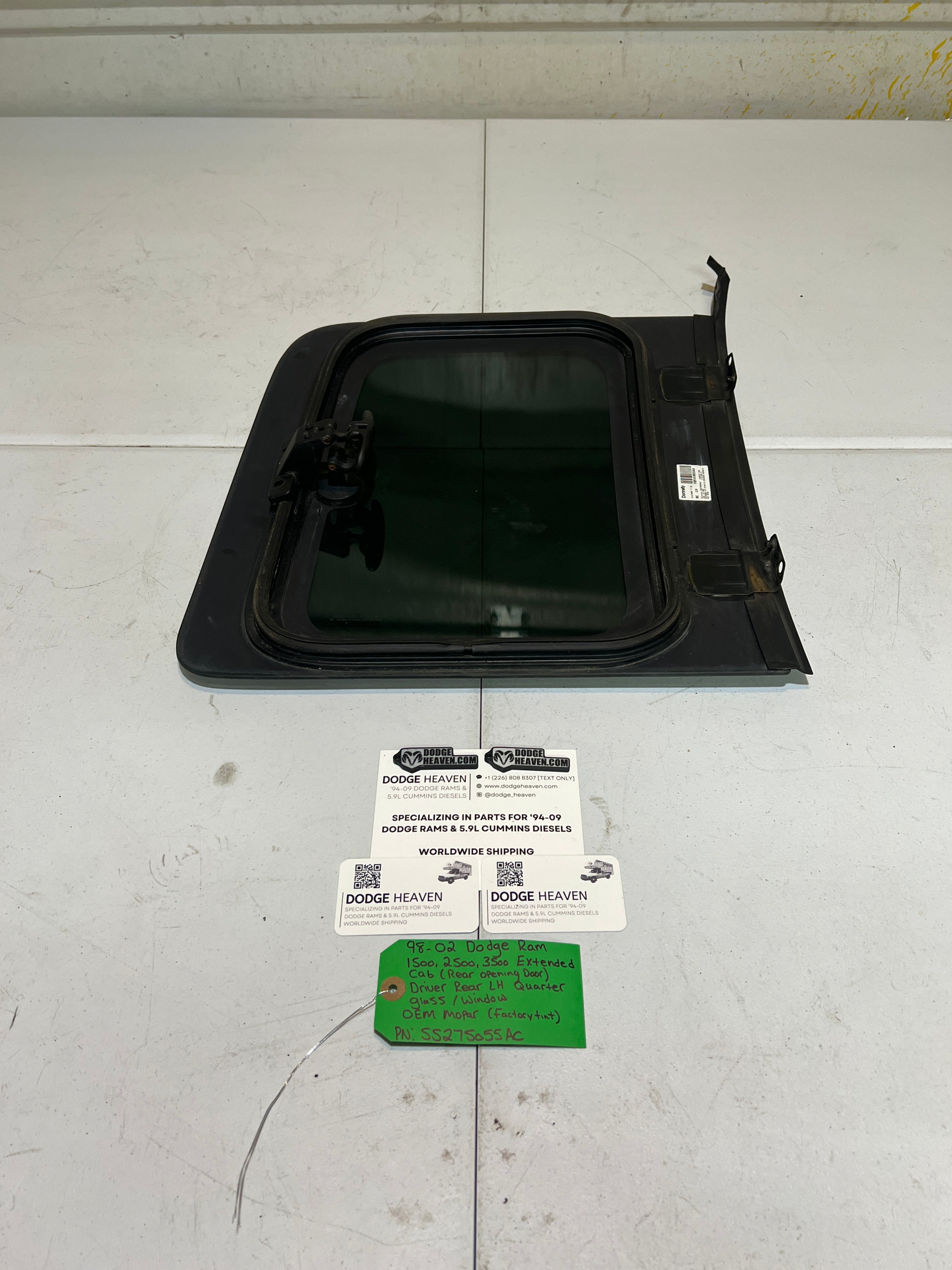 1998-2002 Dodge Ram 1500-3500 EXT Cab Driver LH Quarter Window Glass Tinted