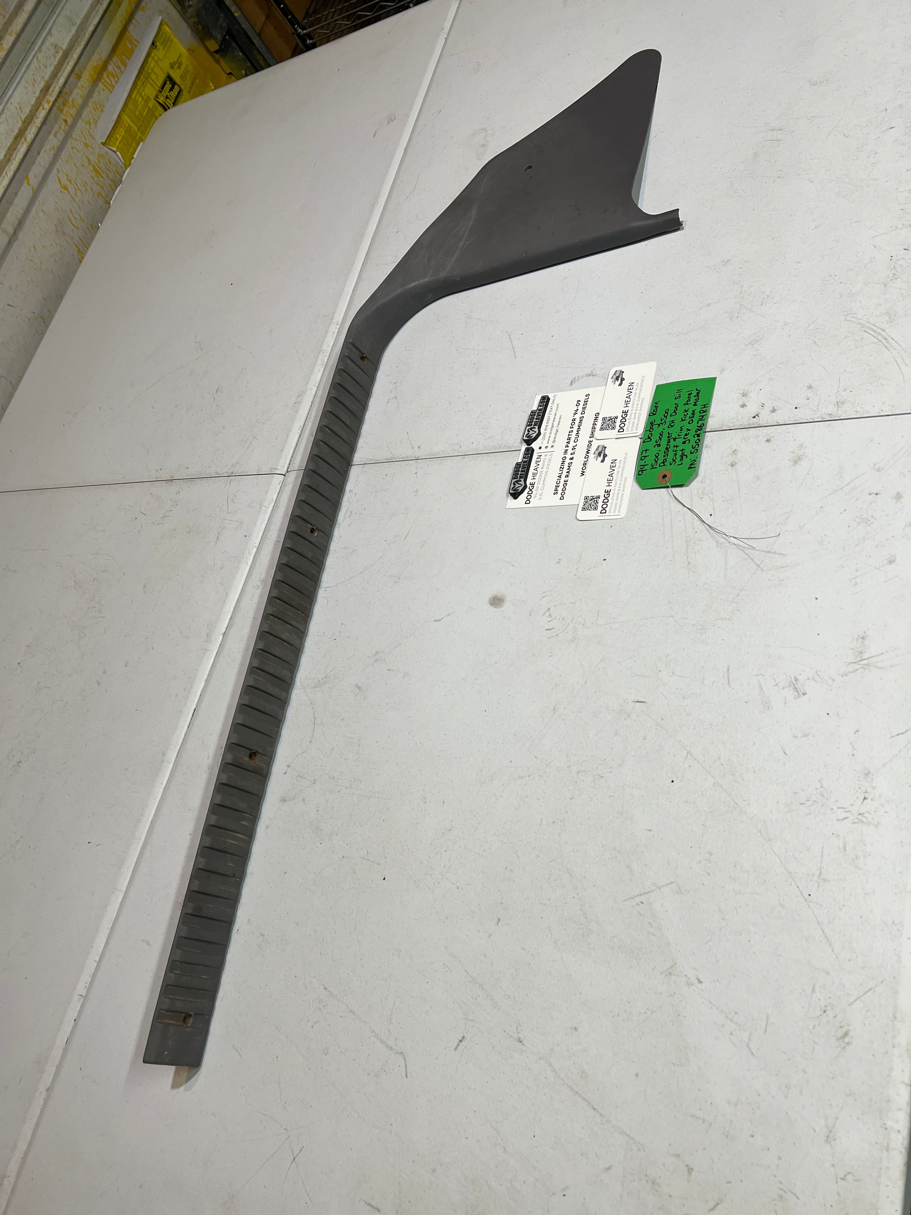 1994-1997 Dodge Ram 1500-3500 Passenger Door Sill Kick Panel Light Grey